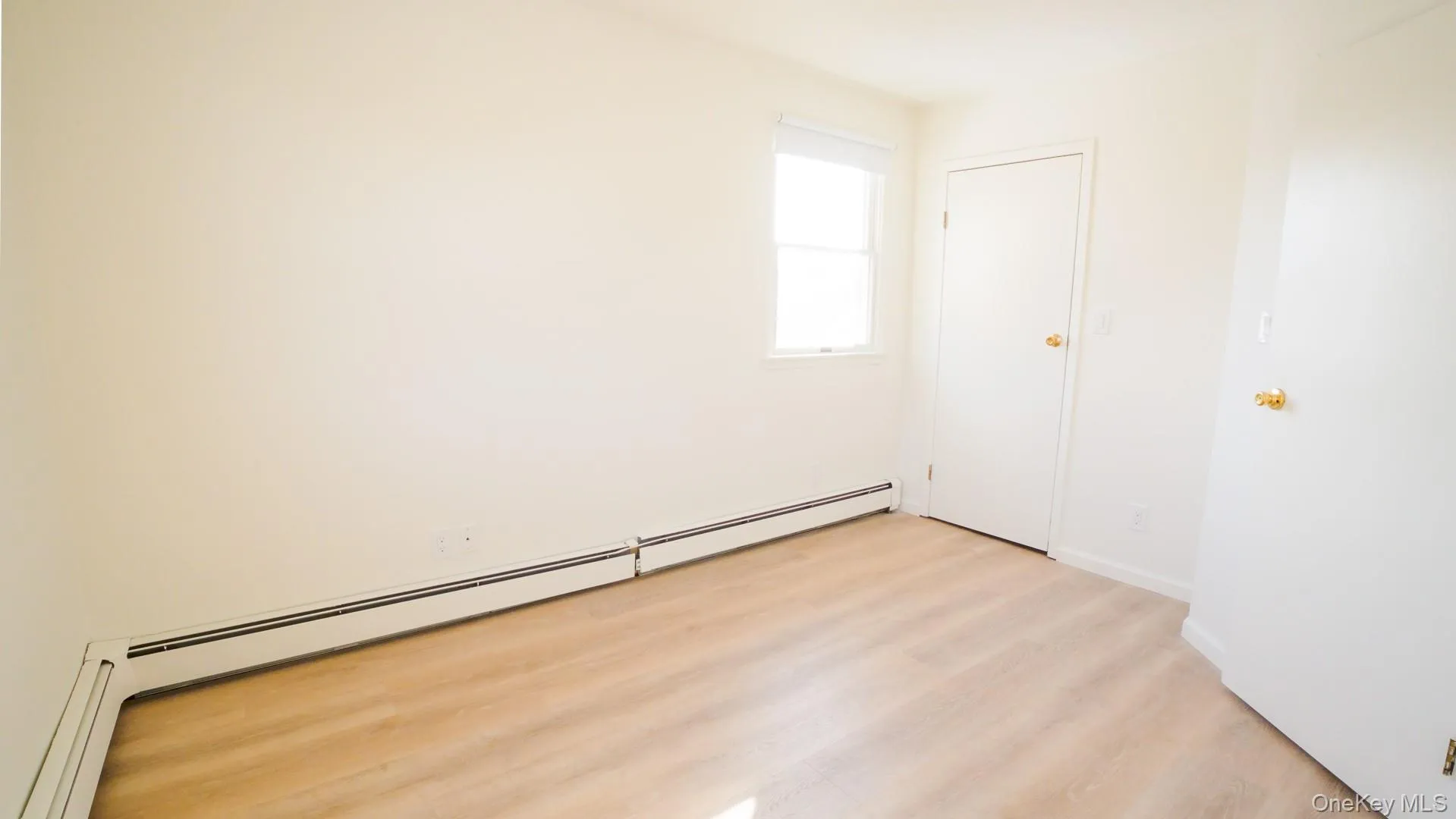 5 Pearsall Place, Babylon, NY, 4 Bedrooms Bedrooms, 7 Rooms Rooms,2 BathroomsBathrooms,Residential Lease,For Rent,Pearsall,0,960519 5 Pearsall Place, Babylon, NY, 4 Bedrooms Bedrooms, 7 Rooms Rooms,2 BathroomsBathrooms,Residential Lease,For Rent,Pearsall,0,960519