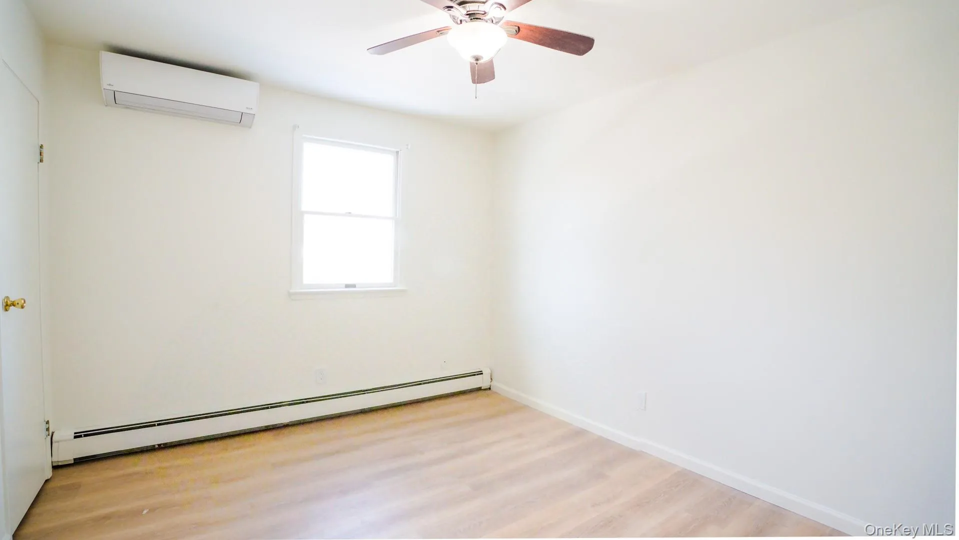 5 Pearsall Place, Babylon, NY, 4 Bedrooms Bedrooms, 7 Rooms Rooms,2 BathroomsBathrooms,Residential Lease,For Rent,Pearsall,0,960519 5 Pearsall Place, Babylon, NY, 4 Bedrooms Bedrooms, 7 Rooms Rooms,2 BathroomsBathrooms,Residential Lease,For Rent,Pearsall,0,960519