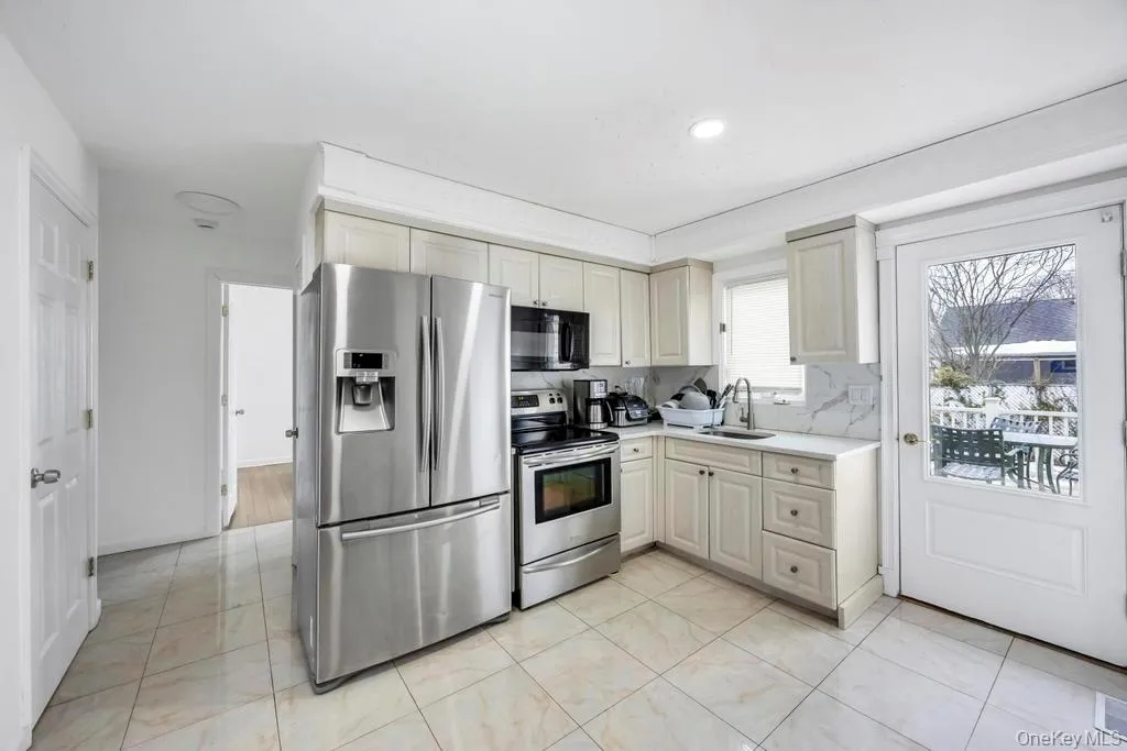 361 16th Street, Babylon, NY, 7 Bedrooms Bedrooms, 13 Rooms Rooms,4 BathroomsBathrooms,Residential,For Rent,16th,0,960523 361 16th Street, Babylon, NY, 7 Bedrooms Bedrooms, 13 Rooms Rooms,4 BathroomsBathrooms,Residential,For Rent,16th,0,960523