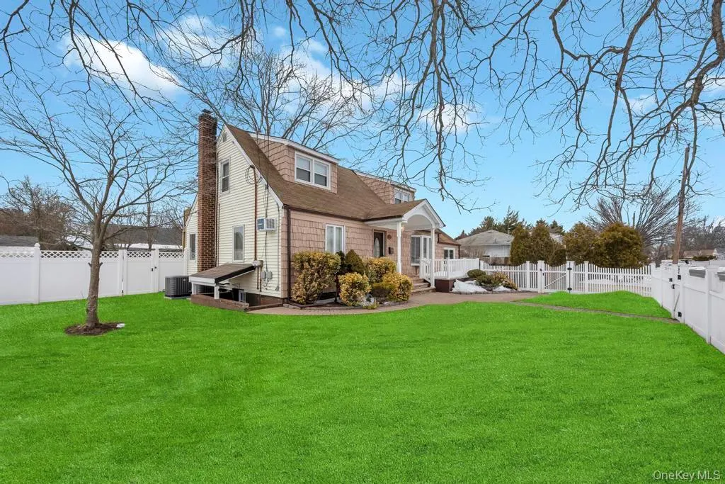361 16th Street, Babylon, NY, 7 Bedrooms Bedrooms, 13 Rooms Rooms,4 BathroomsBathrooms,Residential,For Rent,16th,0,960523 361 16th Street, Babylon, NY, 7 Bedrooms Bedrooms, 13 Rooms Rooms,4 BathroomsBathrooms,Residential,For Rent,16th,0,960523