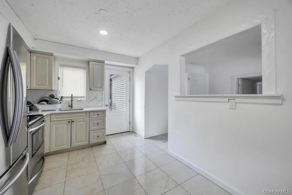 361 16th Street, Babylon, NY, 7 Bedrooms Bedrooms, 13 Rooms Rooms,4 BathroomsBathrooms,Residential,For Rent,16th,0,960523 361 16th Street, Babylon, NY, 7 Bedrooms Bedrooms, 13 Rooms Rooms,4 BathroomsBathrooms,Residential,For Rent,16th,0,960523