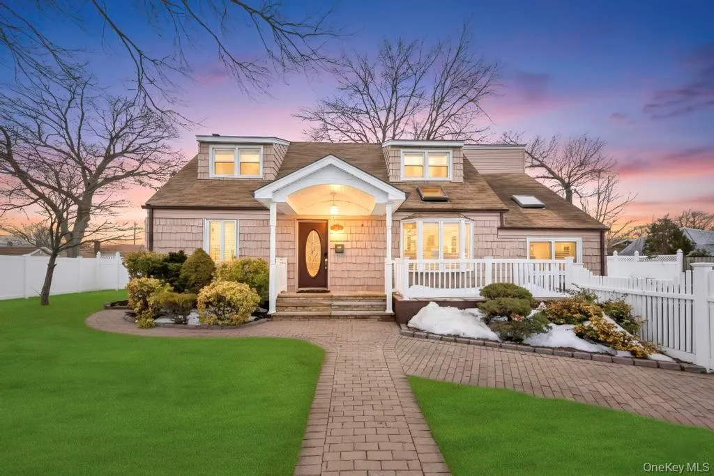 361 16th Street, Babylon, NY, 7 Bedrooms Bedrooms, 13 Rooms Rooms,4 BathroomsBathrooms,Residential,For Rent,16th,0,960523 361 16th Street, Babylon, NY, 7 Bedrooms Bedrooms, 13 Rooms Rooms,4 BathroomsBathrooms,Residential,For Rent,16th,0,960523