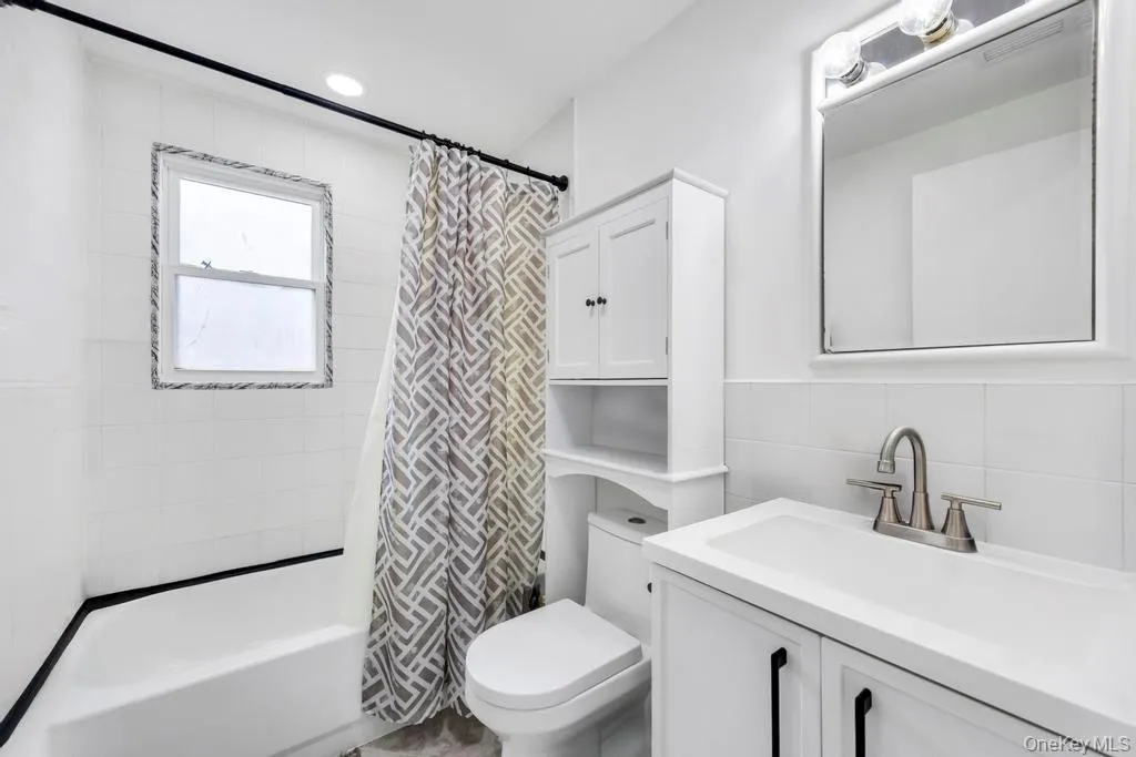 361 16th Street, Babylon, NY, 7 Bedrooms Bedrooms, 13 Rooms Rooms,4 BathroomsBathrooms,Residential,For Rent,16th,0,960523 361 16th Street, Babylon, NY, 7 Bedrooms Bedrooms, 13 Rooms Rooms,4 BathroomsBathrooms,Residential,For Rent,16th,0,960523