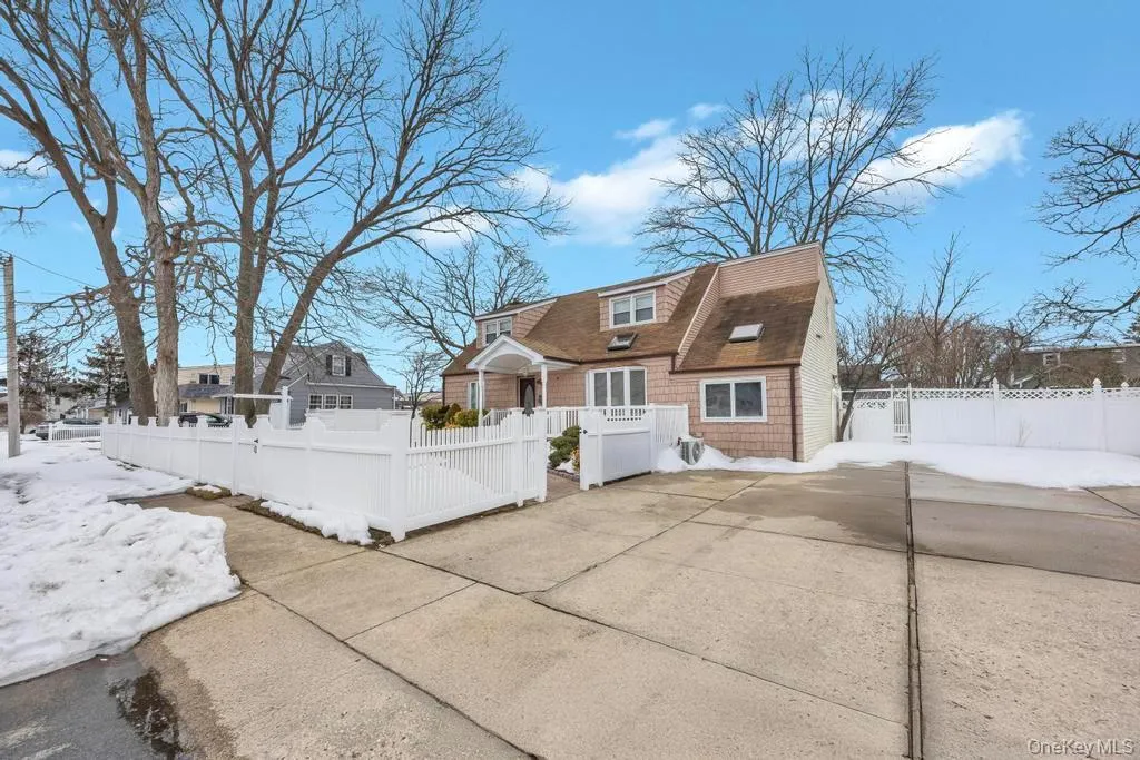 361 16th Street, Babylon, NY, 7 Bedrooms Bedrooms, 13 Rooms Rooms,4 BathroomsBathrooms,Residential,For Rent,16th,0,960523 361 16th Street, Babylon, NY, 7 Bedrooms Bedrooms, 13 Rooms Rooms,4 BathroomsBathrooms,Residential,For Rent,16th,0,960523