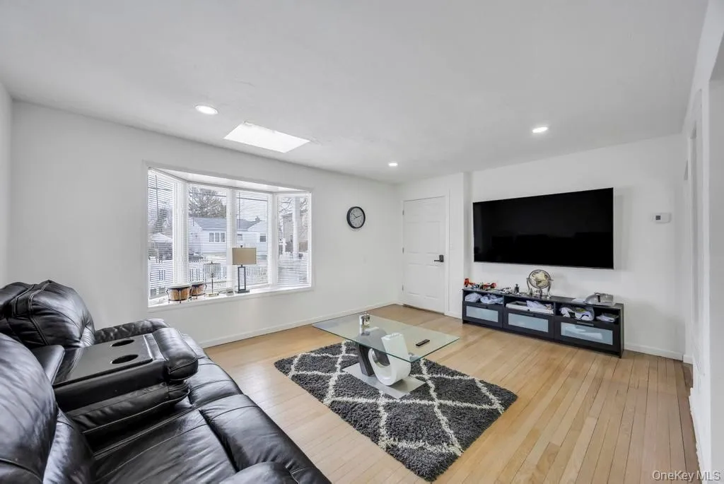 361 16th Street, Babylon, NY, 7 Bedrooms Bedrooms, 13 Rooms Rooms,4 BathroomsBathrooms,Residential,For Rent,16th,0,960523 361 16th Street, Babylon, NY, 7 Bedrooms Bedrooms, 13 Rooms Rooms,4 BathroomsBathrooms,Residential,For Rent,16th,0,960523
