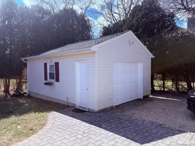 16 Magee Drive, Southampton, NY, 3 Bedrooms Bedrooms, 7 Rooms Rooms,2 BathroomsBathrooms,Residential Lease,For Rent,Magee,0,960573 16 Magee Drive, Southampton, NY, 3 Bedrooms Bedrooms, 7 Rooms Rooms,2 BathroomsBathrooms,Residential Lease,For Rent,Magee,0,960573