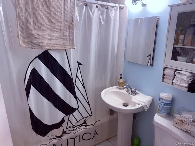 16 Magee Drive, Southampton, NY, 3 Bedrooms Bedrooms, 7 Rooms Rooms,2 BathroomsBathrooms,Residential Lease,For Rent,Magee,0,960573 16 Magee Drive, Southampton, NY, 3 Bedrooms Bedrooms, 7 Rooms Rooms,2 BathroomsBathrooms,Residential Lease,For Rent,Magee,0,960573