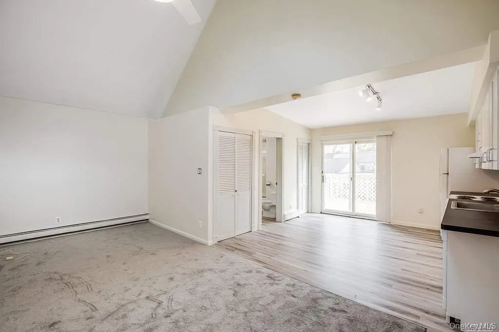 75 Maxwell Avenue, Oyster Bay, NY, 2 Bedrooms Bedrooms, 5 Rooms Rooms,1 BathroomBathrooms,Residential Lease,For Rent,Maxwell,0,960578 75 Maxwell Avenue, Oyster Bay, NY, 2 Bedrooms Bedrooms, 5 Rooms Rooms,1 BathroomBathrooms,Residential Lease,For Rent,Maxwell,0,960578