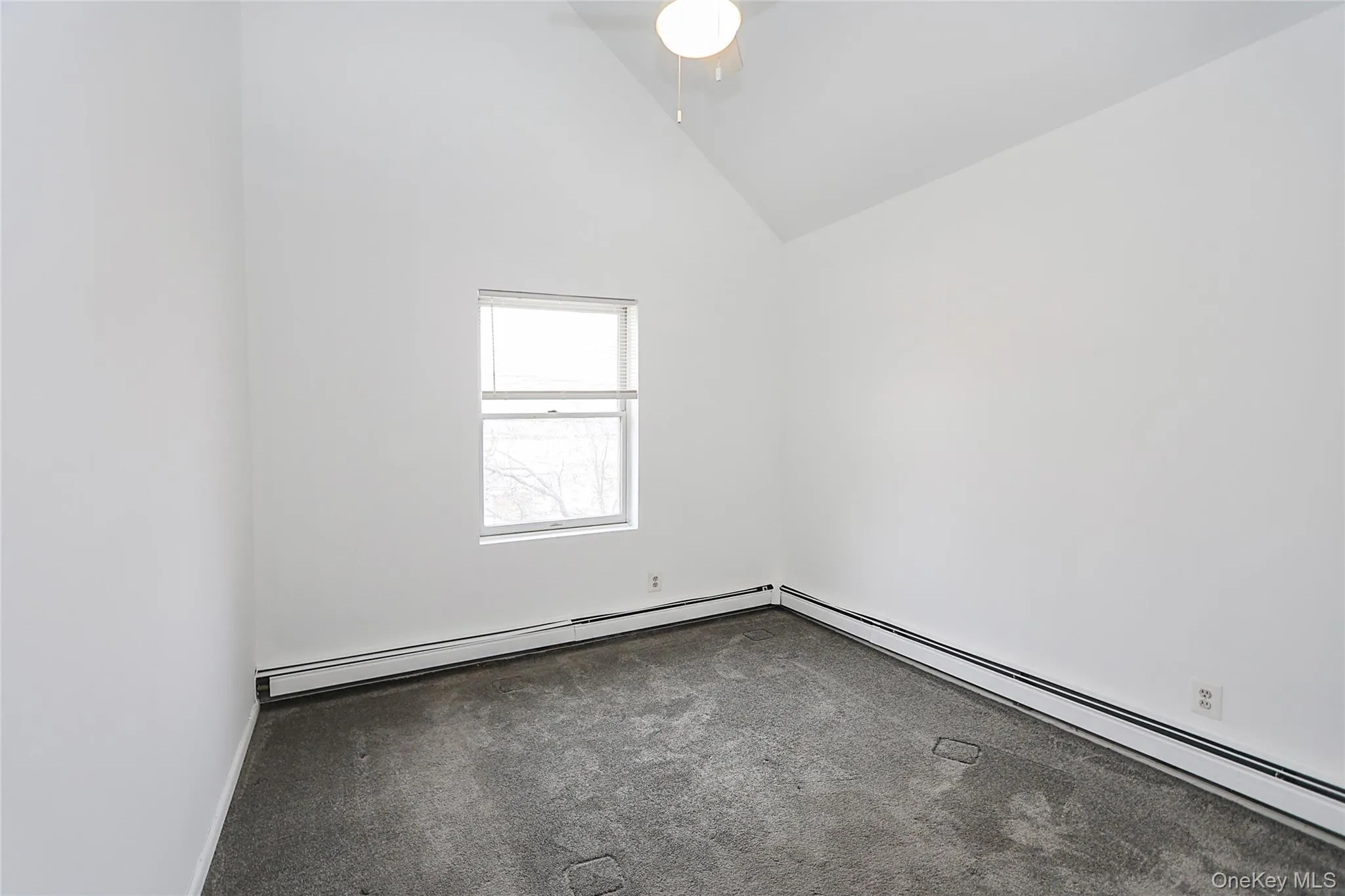 75 Maxwell Avenue, Oyster Bay, NY, 2 Bedrooms Bedrooms, 5 Rooms Rooms,1 BathroomBathrooms,Residential Lease,For Rent,Maxwell,0,960578 75 Maxwell Avenue, Oyster Bay, NY, 2 Bedrooms Bedrooms, 5 Rooms Rooms,1 BathroomBathrooms,Residential Lease,For Rent,Maxwell,0,960578