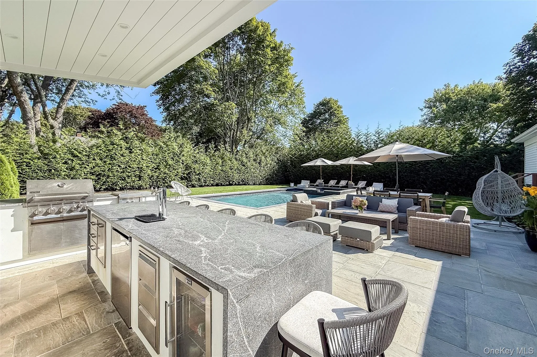 121 Ponquogue Avenue, Southampton, NY, 3 Bedrooms Bedrooms, 8 Rooms Rooms,3 BathroomsBathrooms,Residential Lease,For Rent,Ponquogue,0,960586 121 Ponquogue Avenue, Southampton, NY, 3 Bedrooms Bedrooms, 8 Rooms Rooms,3 BathroomsBathrooms,Residential Lease,For Rent,Ponquogue,0,960586