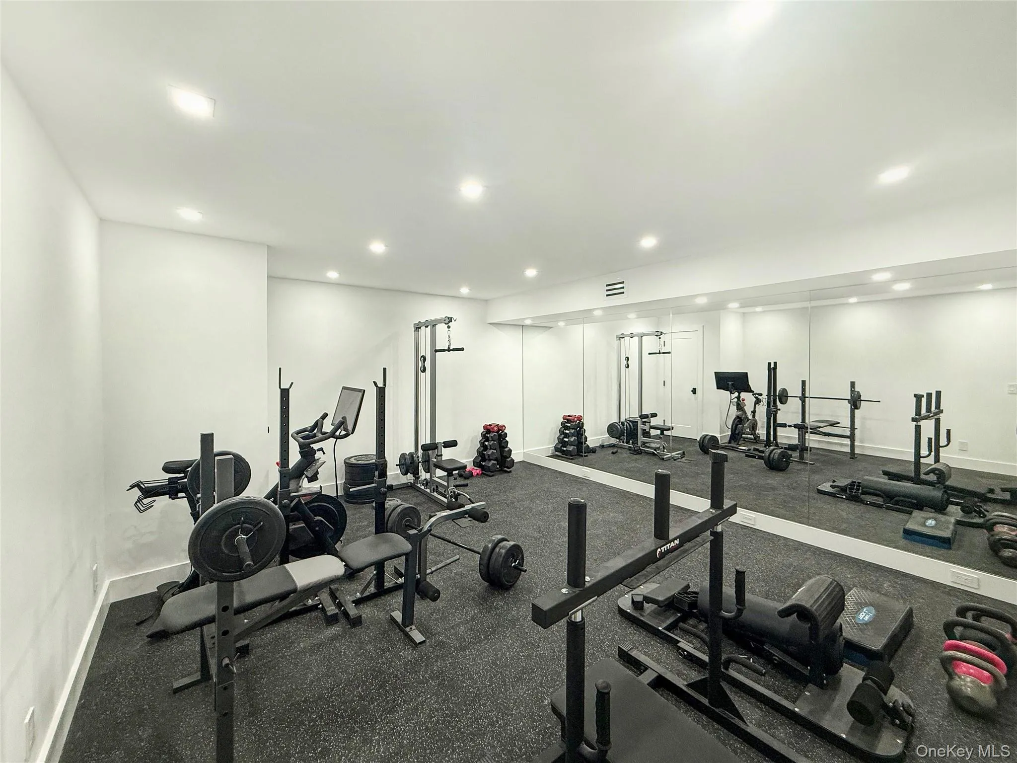 121 Ponquogue Avenue, Southampton, NY, 3 Bedrooms Bedrooms, 8 Rooms Rooms,3 BathroomsBathrooms,Residential Lease,For Rent,Ponquogue,0,960586 121 Ponquogue Avenue, Southampton, NY, 3 Bedrooms Bedrooms, 8 Rooms Rooms,3 BathroomsBathrooms,Residential Lease,For Rent,Ponquogue,0,960586
