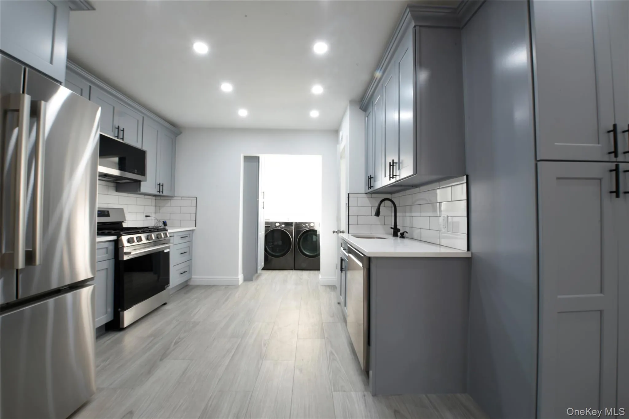 144-13 Lux Road, New York, NY, 3 Bedrooms Bedrooms, 6 Rooms Rooms,2 BathroomsBathrooms,Residential,For Rent,Lux,0,960589 144-13 Lux Road, New York, NY, 3 Bedrooms Bedrooms, 6 Rooms Rooms,2 BathroomsBathrooms,Residential,For Rent,Lux,0,960589