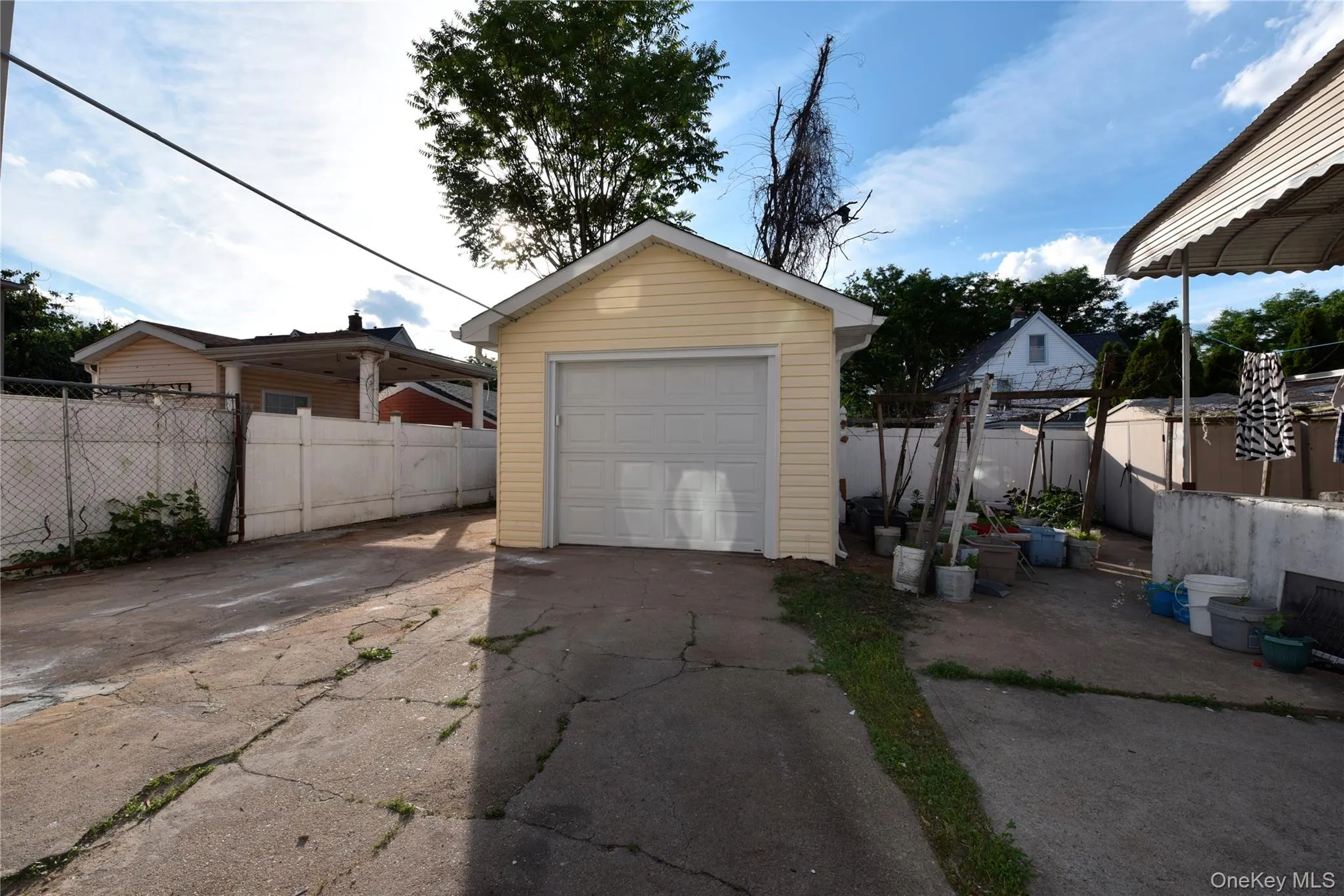 144-13 Lux Road, New York, NY, 3 Bedrooms Bedrooms, 6 Rooms Rooms,2 BathroomsBathrooms,Residential,For Rent,Lux,0,960589 144-13 Lux Road, New York, NY, 3 Bedrooms Bedrooms, 6 Rooms Rooms,2 BathroomsBathrooms,Residential,For Rent,Lux,0,960589