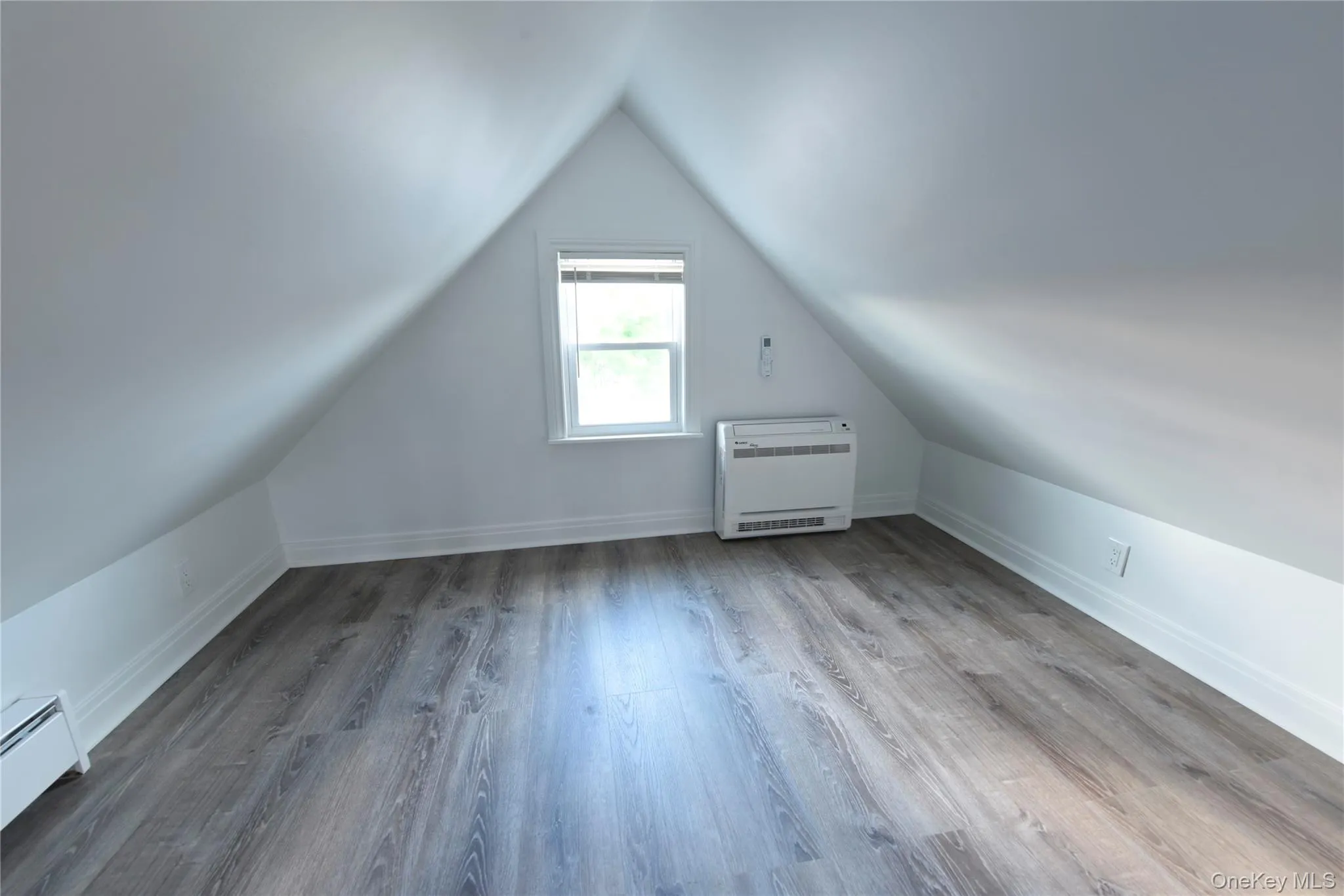 144-13 Lux Road, New York, NY, 3 Bedrooms Bedrooms, 6 Rooms Rooms,2 BathroomsBathrooms,Residential,For Rent,Lux,0,960589 144-13 Lux Road, New York, NY, 3 Bedrooms Bedrooms, 6 Rooms Rooms,2 BathroomsBathrooms,Residential,For Rent,Lux,0,960589