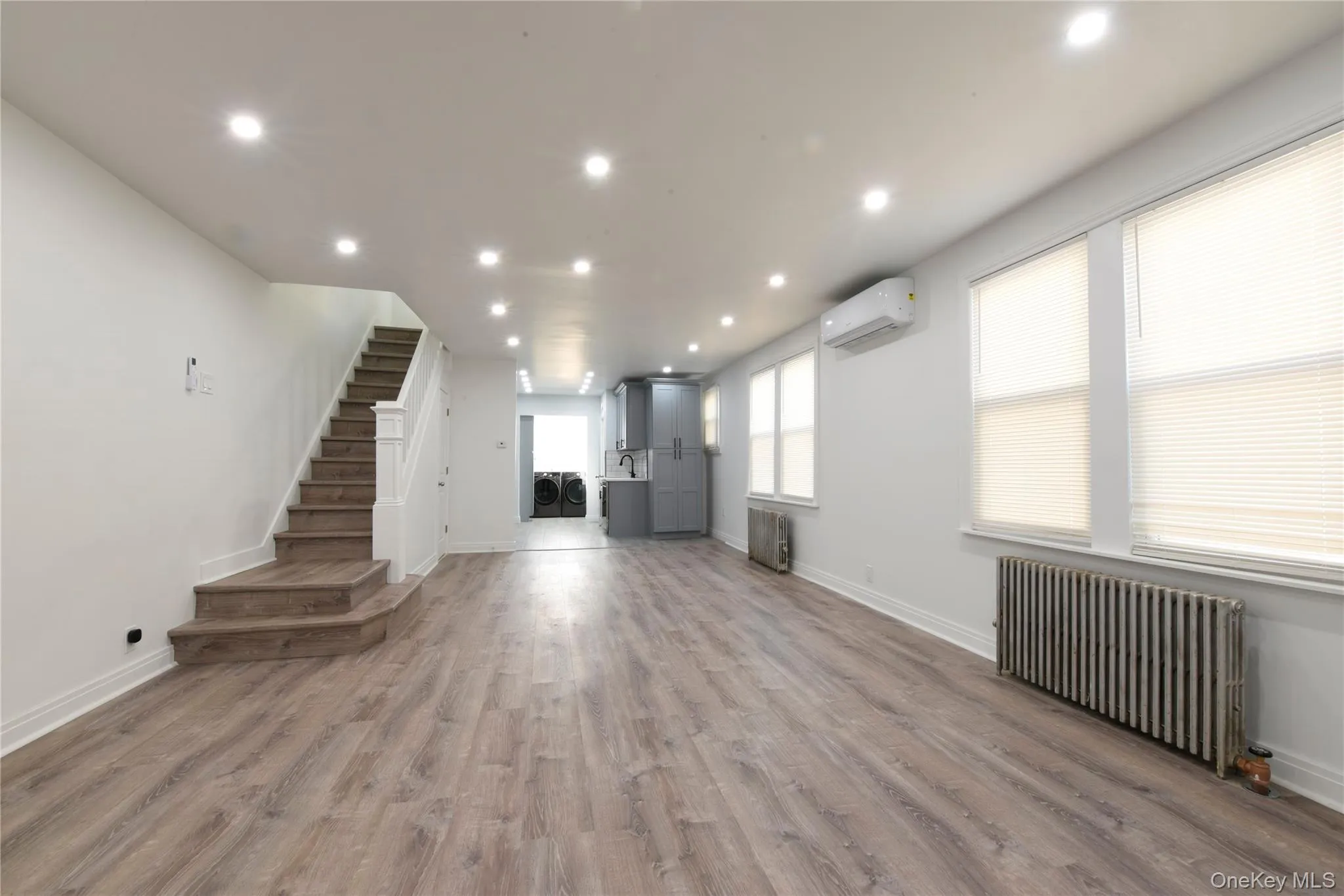 144-13 Lux Road, New York, NY, 3 Bedrooms Bedrooms, 6 Rooms Rooms,2 BathroomsBathrooms,Residential,For Rent,Lux,0,960589 144-13 Lux Road, New York, NY, 3 Bedrooms Bedrooms, 6 Rooms Rooms,2 BathroomsBathrooms,Residential,For Rent,Lux,0,960589