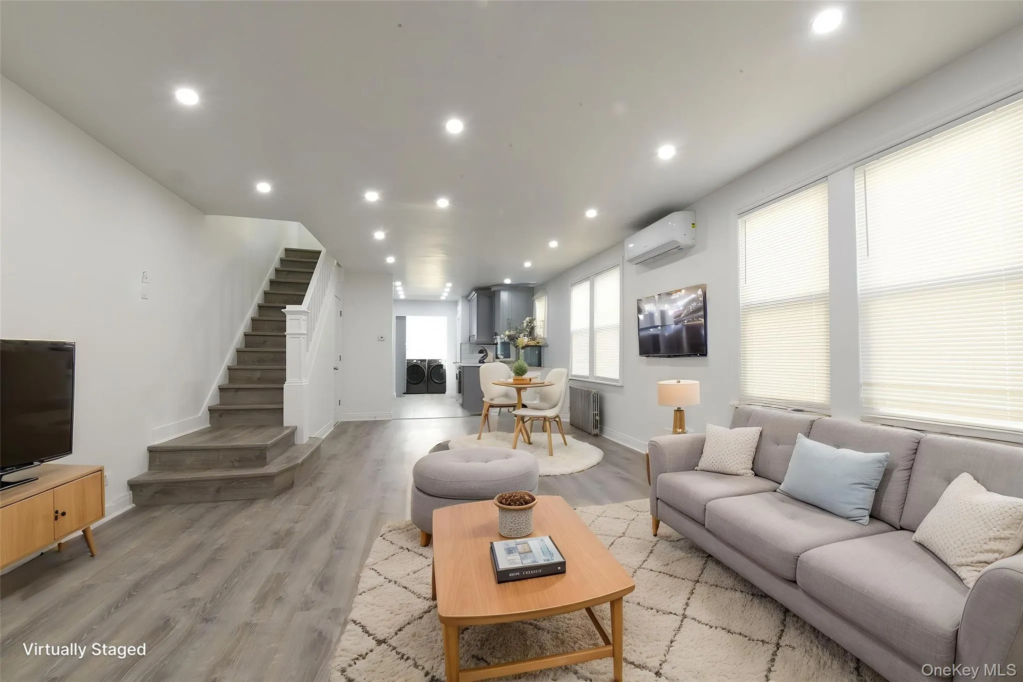 144-13 Lux Road, New York, NY, 3 Bedrooms Bedrooms, 6 Rooms Rooms,2 BathroomsBathrooms,Residential,For Rent,Lux,0,960589 144-13 Lux Road, New York, NY, 3 Bedrooms Bedrooms, 6 Rooms Rooms,2 BathroomsBathrooms,Residential,For Rent,Lux,0,960589