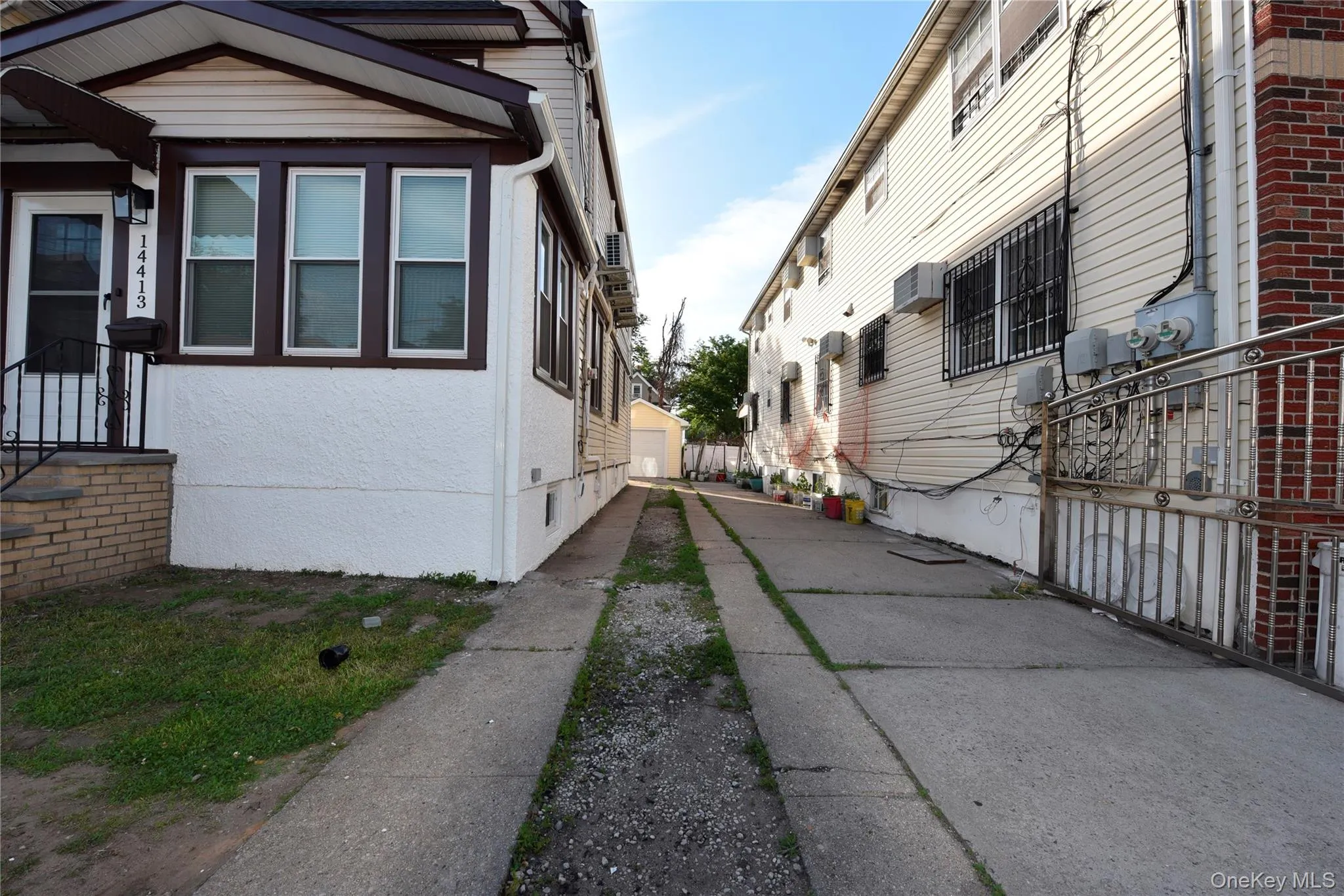 144-13 Lux Road, New York, NY, 3 Bedrooms Bedrooms, 6 Rooms Rooms,2 BathroomsBathrooms,Residential,For Rent,Lux,0,960589 144-13 Lux Road, New York, NY, 3 Bedrooms Bedrooms, 6 Rooms Rooms,2 BathroomsBathrooms,Residential,For Rent,Lux,0,960589