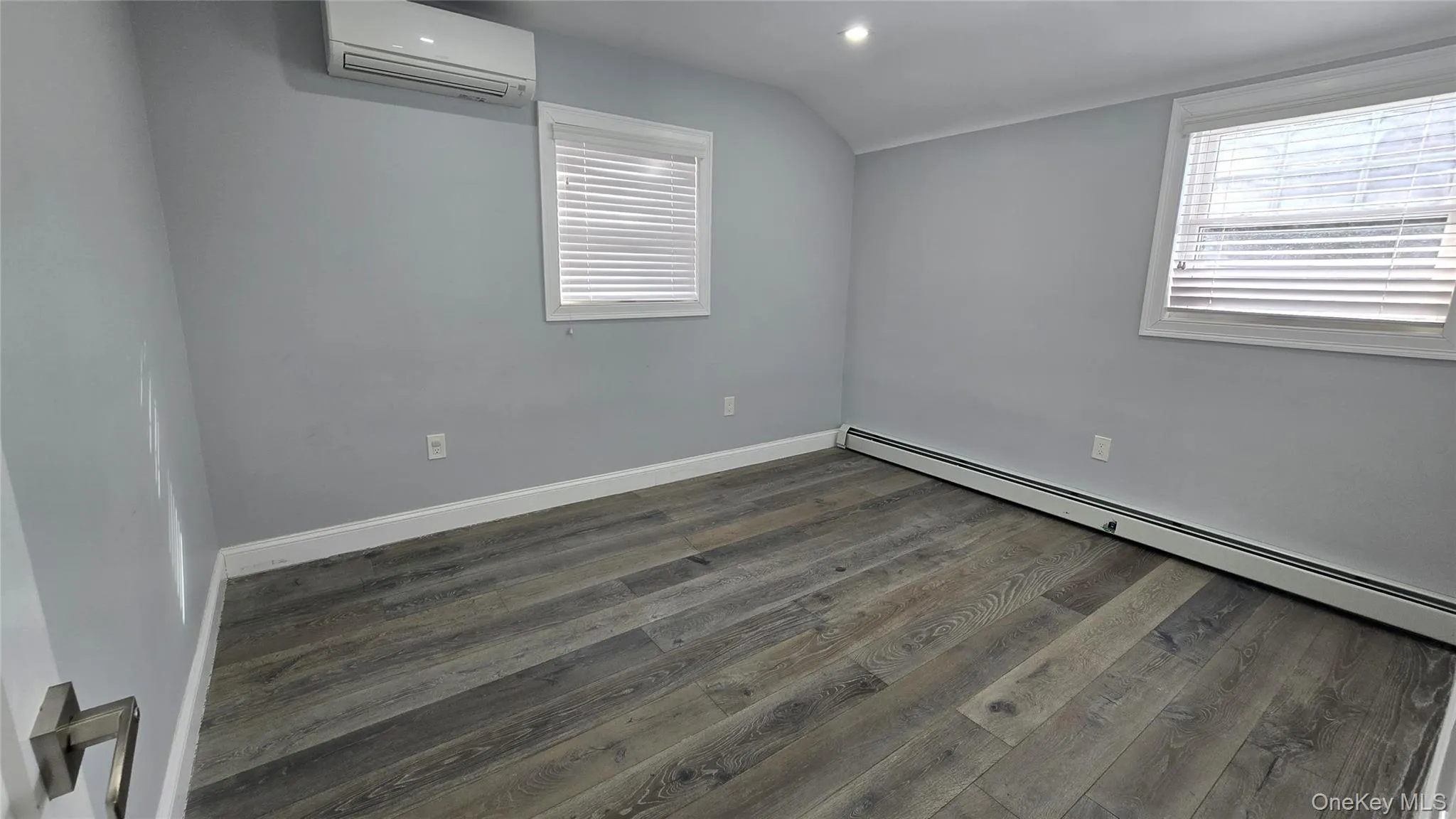 80-06 209th Street, New York, NY, 4 Bedrooms Bedrooms, 6 Rooms Rooms,2 BathroomsBathrooms,Residential Lease,For Rent,209th,0,960594 80-06 209th Street, New York, NY, 4 Bedrooms Bedrooms, 6 Rooms Rooms,2 BathroomsBathrooms,Residential Lease,For Rent,209th,0,960594