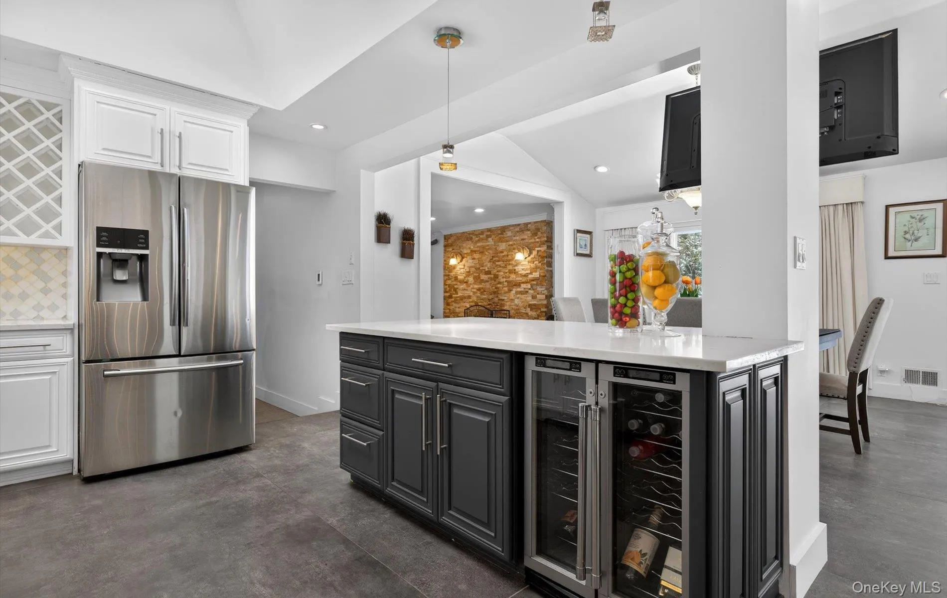 11 Juneau Boulevard, Oyster Bay, NY, 4 Bedrooms Bedrooms, 10 Rooms Rooms,3 BathroomsBathrooms,Residential Lease,For Rent,Juneau,0,960607 11 Juneau Boulevard, Oyster Bay, NY, 4 Bedrooms Bedrooms, 10 Rooms Rooms,3 BathroomsBathrooms,Residential Lease,For Rent,Juneau,0,960607