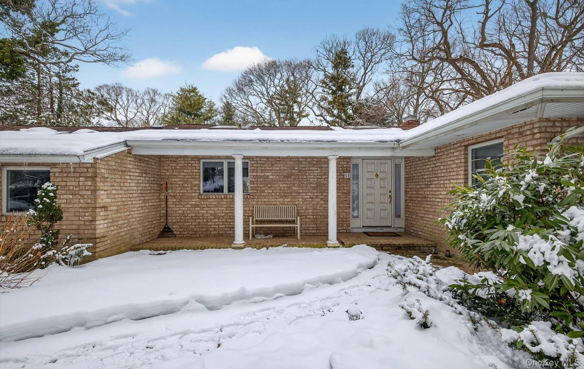 11 Juneau Boulevard, Oyster Bay, NY, 4 Bedrooms Bedrooms, 10 Rooms Rooms,3 BathroomsBathrooms,Residential Lease,For Rent,Juneau,0,960607 11 Juneau Boulevard, Oyster Bay, NY, 4 Bedrooms Bedrooms, 10 Rooms Rooms,3 BathroomsBathrooms,Residential Lease,For Rent,Juneau,0,960607