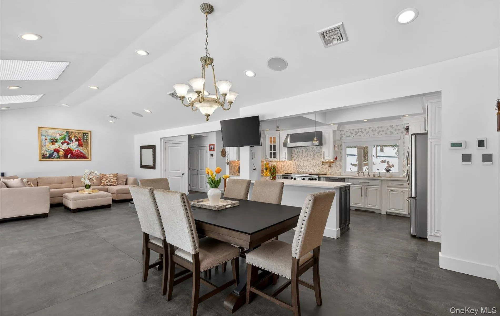 11 Juneau Boulevard, Oyster Bay, NY, 4 Bedrooms Bedrooms, 10 Rooms Rooms,3 BathroomsBathrooms,Residential Lease,For Rent,Juneau,0,960607 11 Juneau Boulevard, Oyster Bay, NY, 4 Bedrooms Bedrooms, 10 Rooms Rooms,3 BathroomsBathrooms,Residential Lease,For Rent,Juneau,0,960607