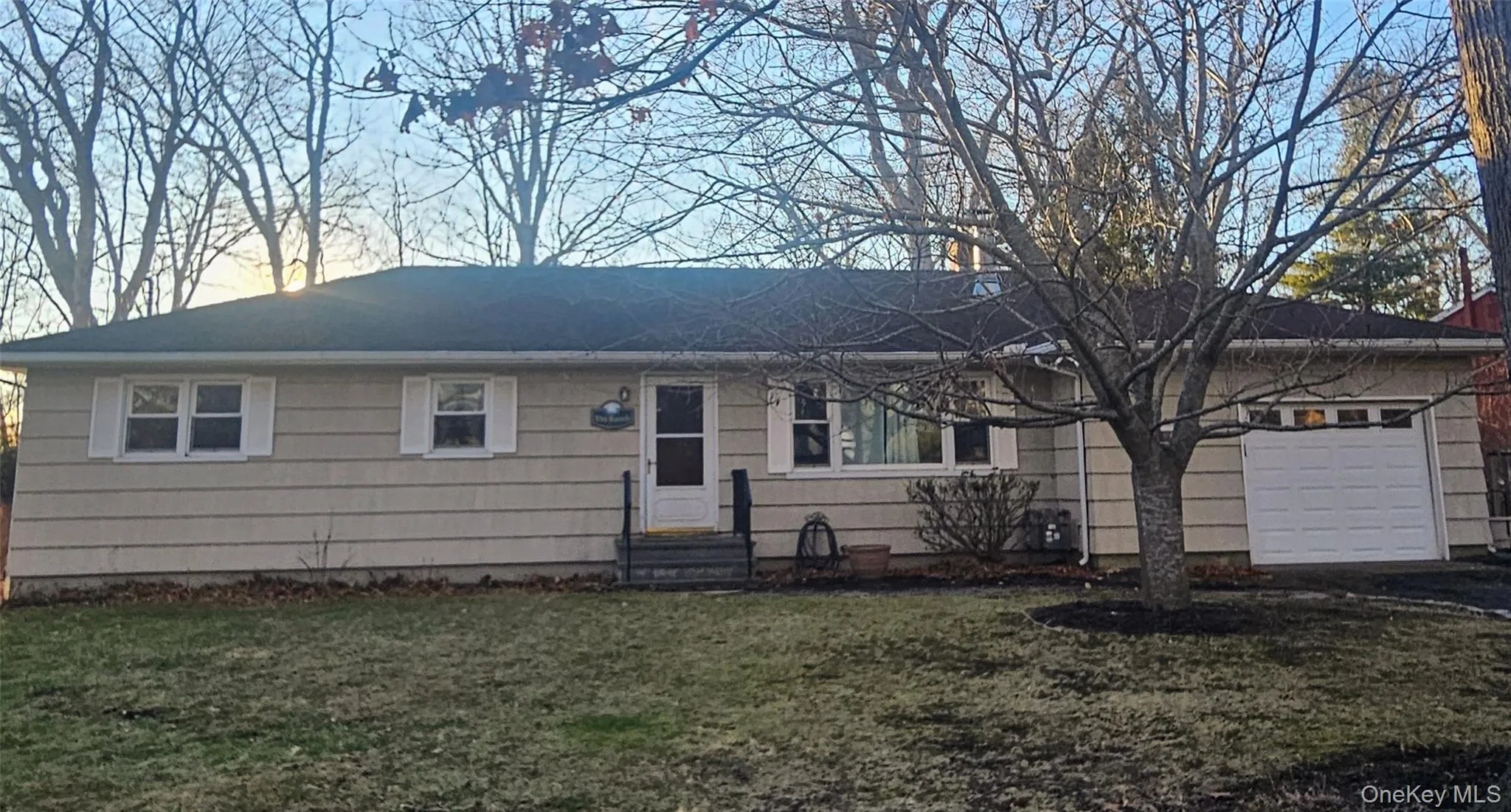 290 Gull Pond Lane, Southold, NY, 3 Bedrooms Bedrooms, 6 Rooms Rooms,1 BathroomBathrooms,Residential,For Rent,Gull Pond,0,960613 290 Gull Pond Lane, Southold, NY, 3 Bedrooms Bedrooms, 6 Rooms Rooms,1 BathroomBathrooms,Residential,For Rent,Gull Pond,0,960613