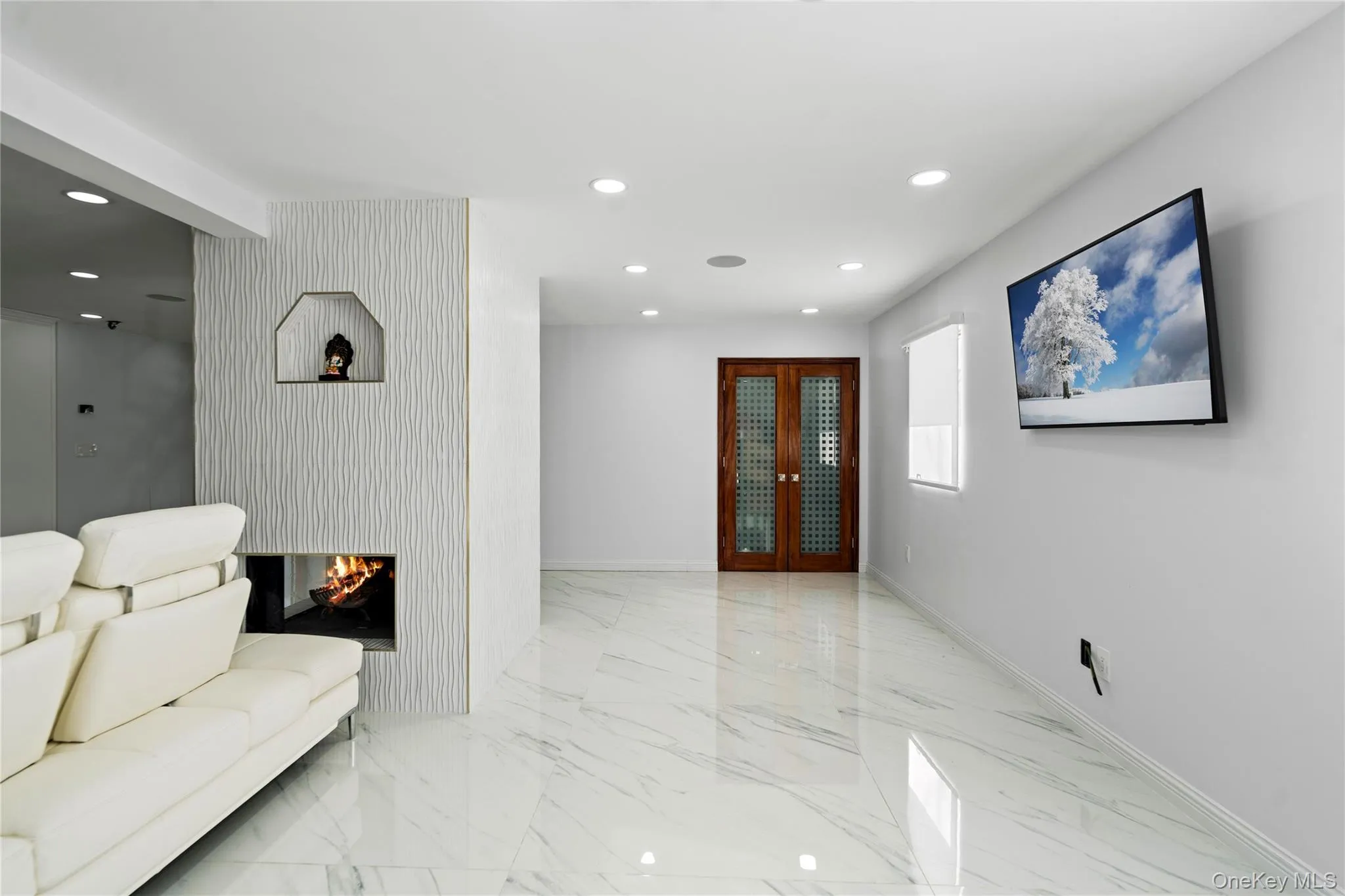1 Strawberry Lane, North Hempstead, NY, 5 Bedrooms Bedrooms, 9 Rooms Rooms,4 BathroomsBathrooms,Residential,For Rent,Strawberry,0,960616 1 Strawberry Lane, North Hempstead, NY, 5 Bedrooms Bedrooms, 9 Rooms Rooms,4 BathroomsBathrooms,Residential,For Rent,Strawberry,0,960616