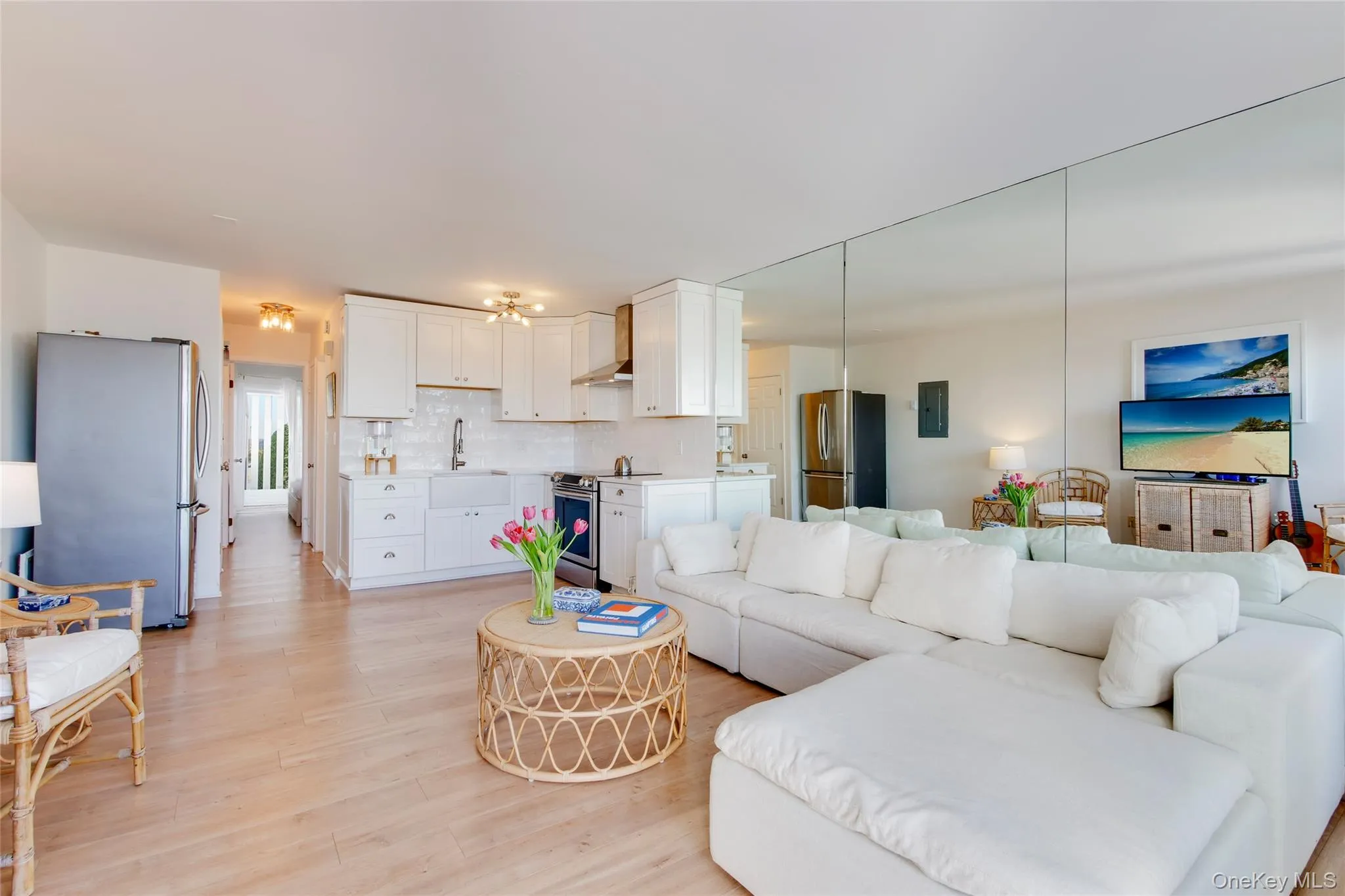 274 Dune Road, Southampton, NY, 1 Bedroom Bedrooms, 3 Rooms Rooms,1 BathroomBathrooms,Residential Lease,For Rent,Dune,0,960647 274 Dune Road, Southampton, NY, 1 Bedroom Bedrooms, 3 Rooms Rooms,1 BathroomBathrooms,Residential Lease,For Rent,Dune,0,960647