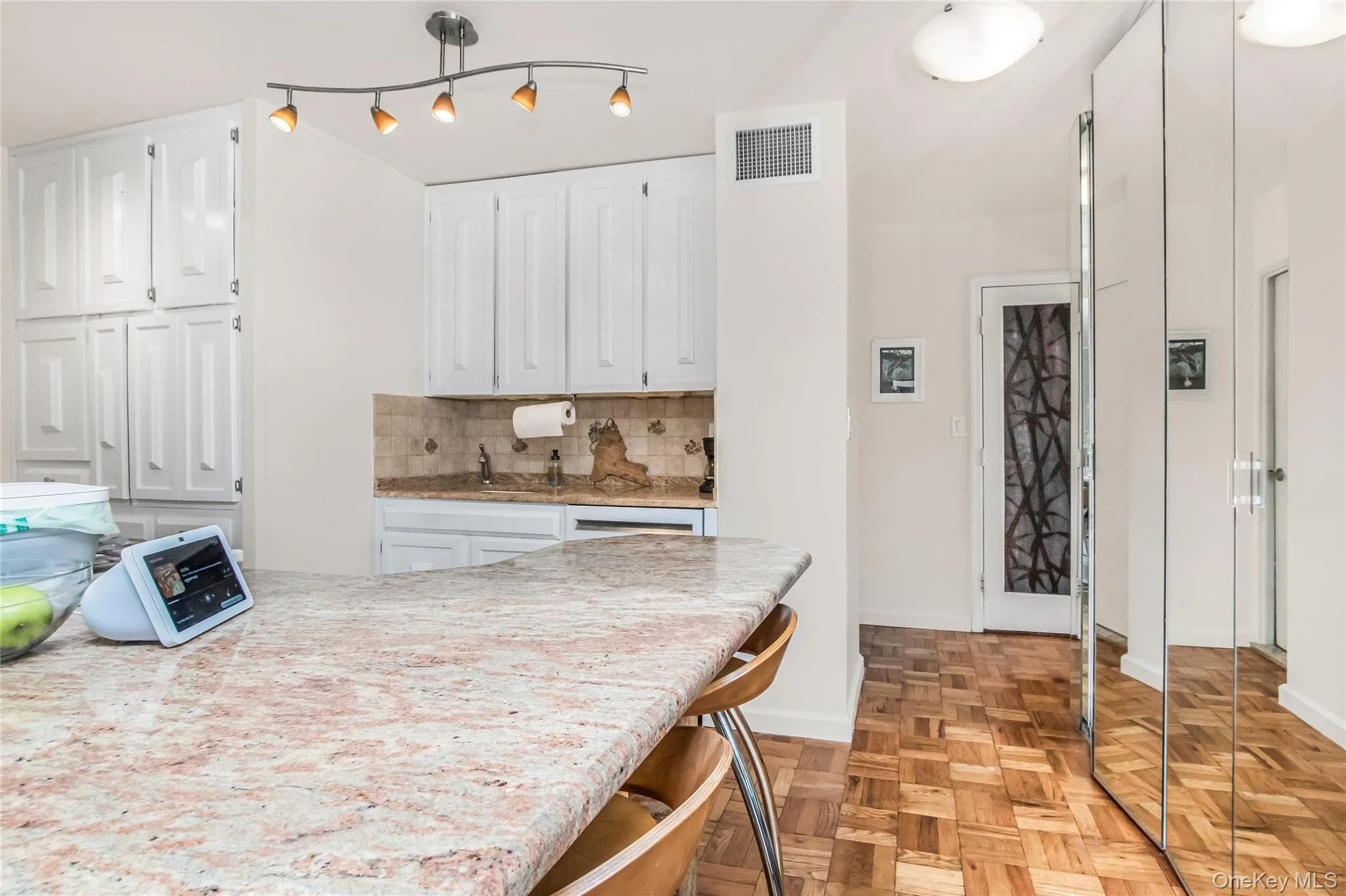 2500 Johnson Avenue, New York, NY, 1 Bedroom Bedrooms, 4 Rooms Rooms,1 BathroomBathrooms,Residential,For Rent,Johnson,0,960664 2500 Johnson Avenue, New York, NY, 1 Bedroom Bedrooms, 4 Rooms Rooms,1 BathroomBathrooms,Residential,For Rent,Johnson,0,960664