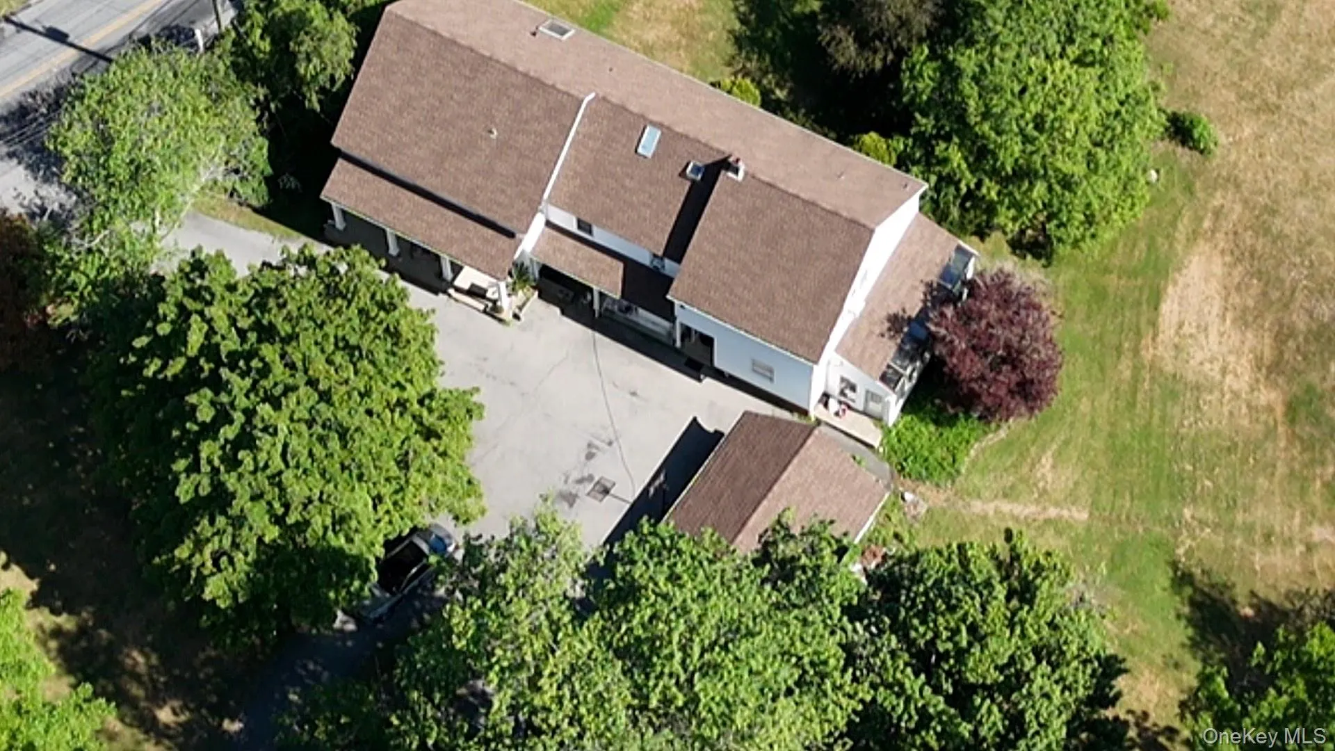487 Black Meadow Road, Chester Town, NY, 6 Bedrooms Bedrooms, 11 Rooms Rooms,3 BathroomsBathrooms,Residential,For Rent,Black Meadow,0,960665 487 Black Meadow Road, Chester Town, NY, 6 Bedrooms Bedrooms, 11 Rooms Rooms,3 BathroomsBathrooms,Residential,For Rent,Black Meadow,0,960665