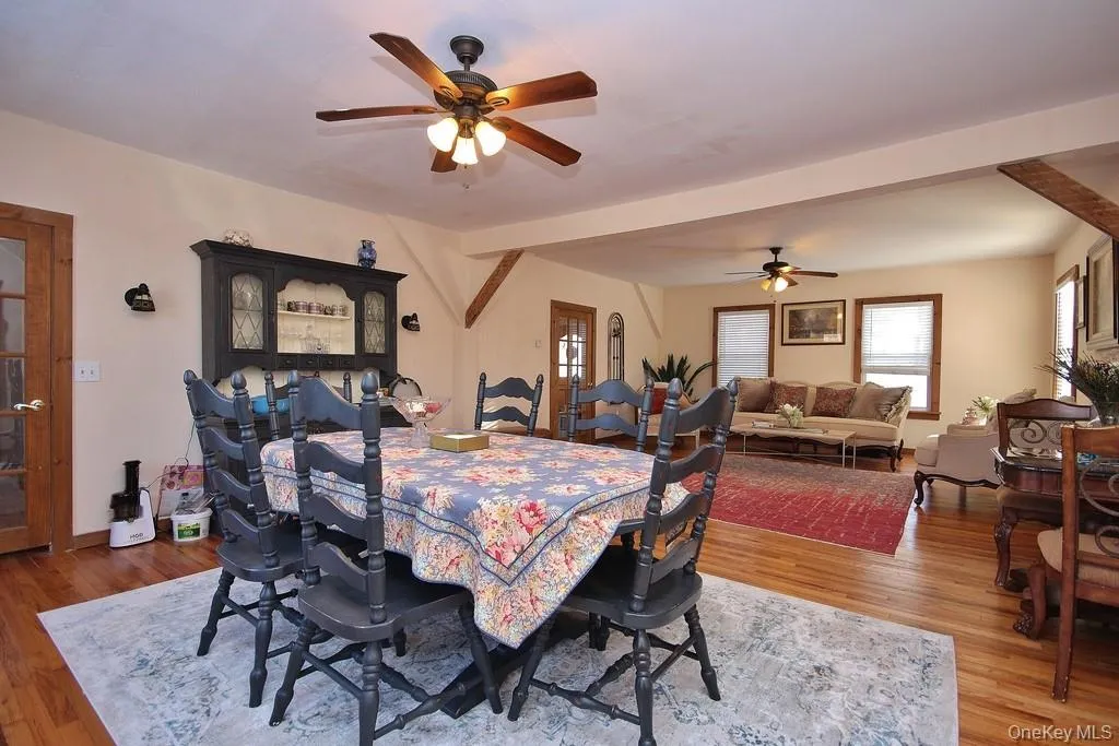487 Black Meadow Road, Chester Town, NY, 6 Bedrooms Bedrooms, 11 Rooms Rooms,3 BathroomsBathrooms,Residential,For Rent,Black Meadow,0,960665 487 Black Meadow Road, Chester Town, NY, 6 Bedrooms Bedrooms, 11 Rooms Rooms,3 BathroomsBathrooms,Residential,For Rent,Black Meadow,0,960665