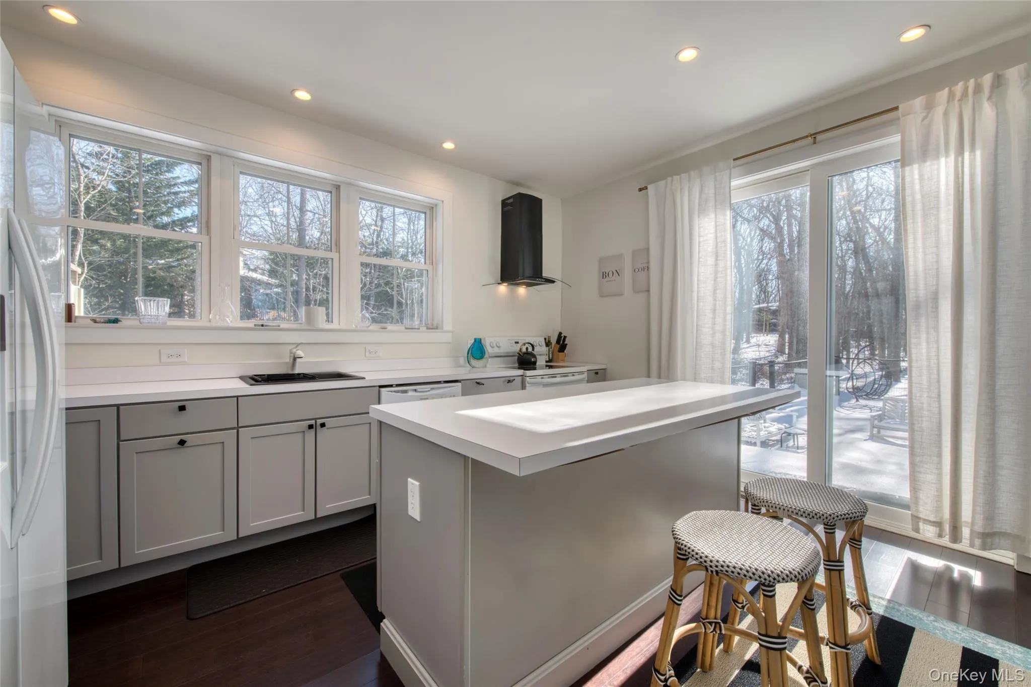 13595 Soundview Avenue, Southold, NY, 4 Bedrooms Bedrooms, 7 Rooms Rooms,2 BathroomsBathrooms,Residential Lease,For Rent,Soundview,0,960667 13595 Soundview Avenue, Southold, NY, 4 Bedrooms Bedrooms, 7 Rooms Rooms,2 BathroomsBathrooms,Residential Lease,For Rent,Soundview,0,960667