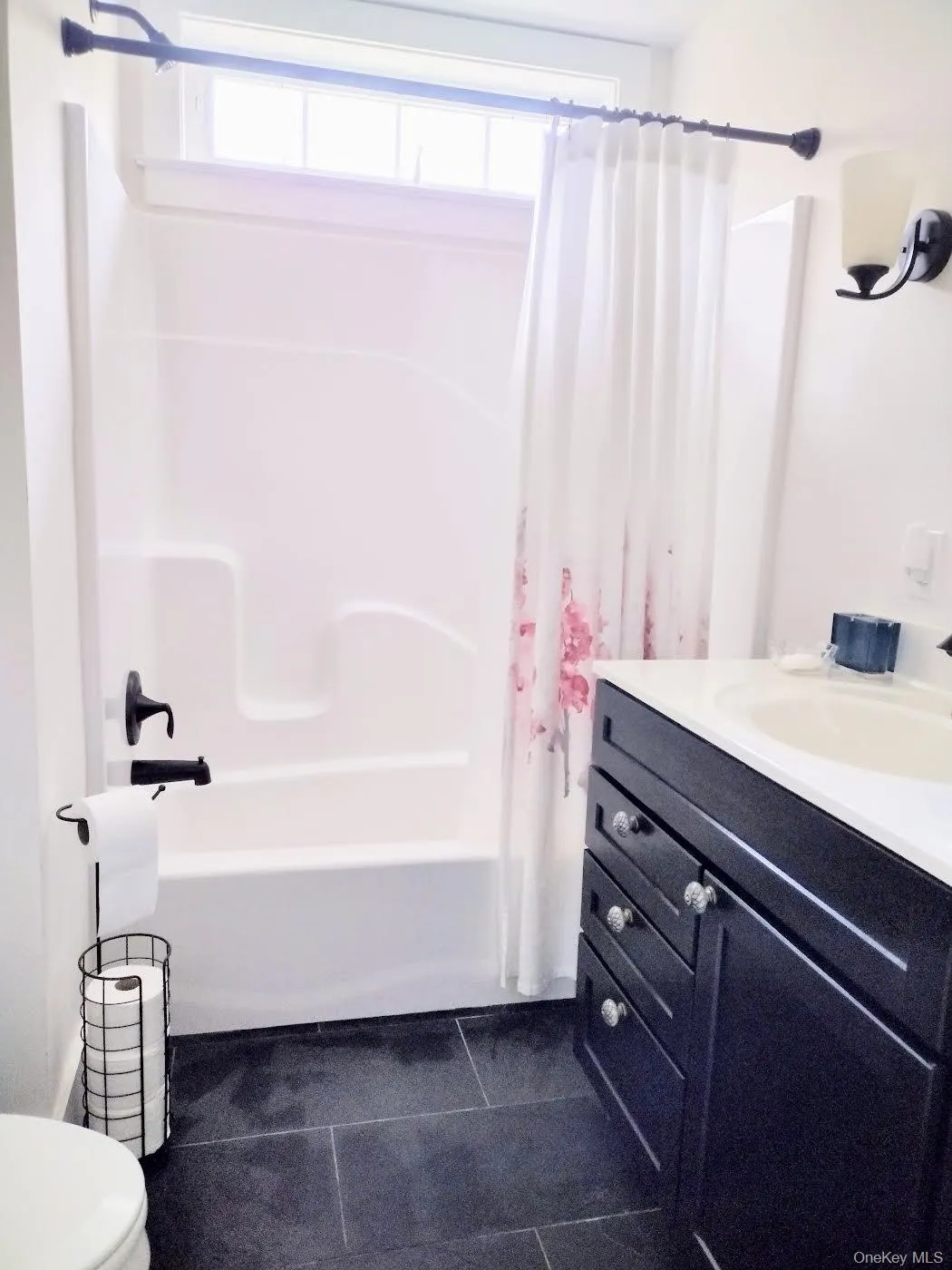 13595 Soundview Avenue, Southold, NY, 4 Bedrooms Bedrooms, 7 Rooms Rooms,2 BathroomsBathrooms,Residential Lease,For Rent,Soundview,0,960667 13595 Soundview Avenue, Southold, NY, 4 Bedrooms Bedrooms, 7 Rooms Rooms,2 BathroomsBathrooms,Residential Lease,For Rent,Soundview,0,960667