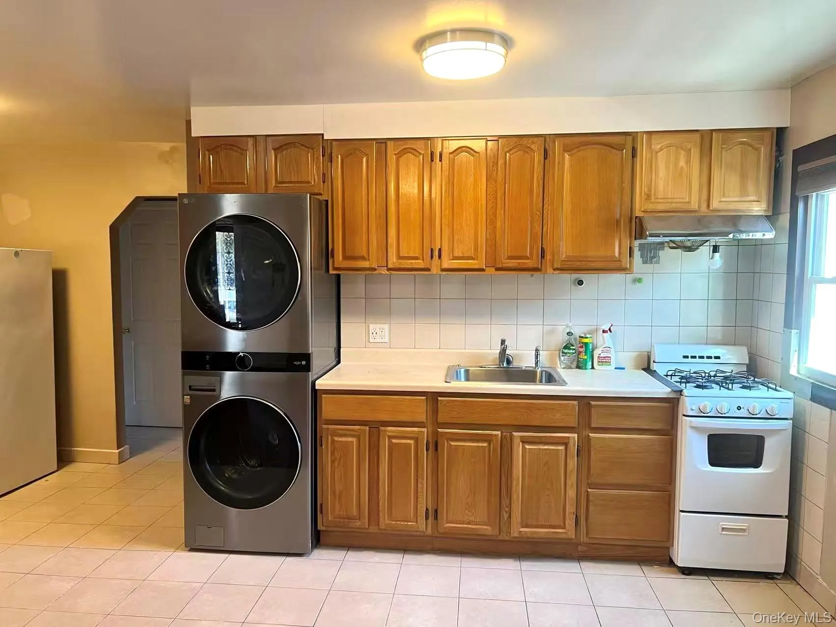 42-47 194TH Street, New York, NY, 2 Bedrooms Bedrooms, 4 Rooms Rooms,1 BathroomBathrooms,Residential Lease,For Rent,194TH,0,960675 42-47 194TH Street, New York, NY, 2 Bedrooms Bedrooms, 4 Rooms Rooms,1 BathroomBathrooms,Residential Lease,For Rent,194TH,0,960675