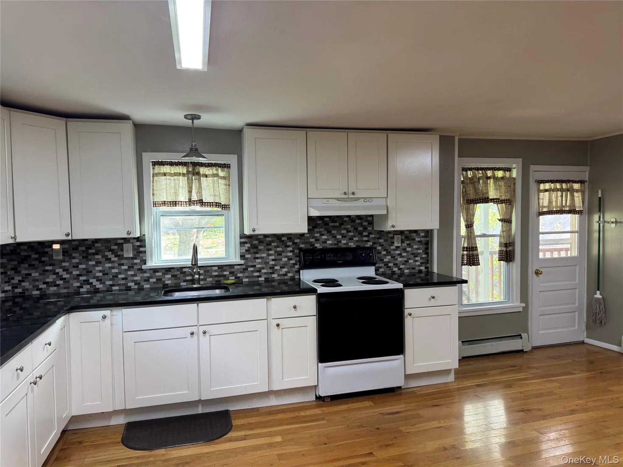 62 Orrs Mills Road, Blooming Grove, NY, 3 Bedrooms Bedrooms, 7 Rooms Rooms,1 BathroomBathrooms,Residential Lease,For Rent,Orrs Mills,0,960681 62 Orrs Mills Road, Blooming Grove, NY, 3 Bedrooms Bedrooms, 7 Rooms Rooms,1 BathroomBathrooms,Residential Lease,For Rent,Orrs Mills,0,960681