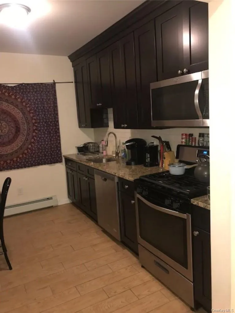 165/167 Main Street, Mount Kisco, NY, 3 Bedrooms Bedrooms, 5 Rooms Rooms,1 BathroomBathrooms,Residential Lease,For Rent,Main,0,960697 165/167 Main Street, Mount Kisco, NY, 3 Bedrooms Bedrooms, 5 Rooms Rooms,1 BathroomBathrooms,Residential Lease,For Rent,Main,0,960697