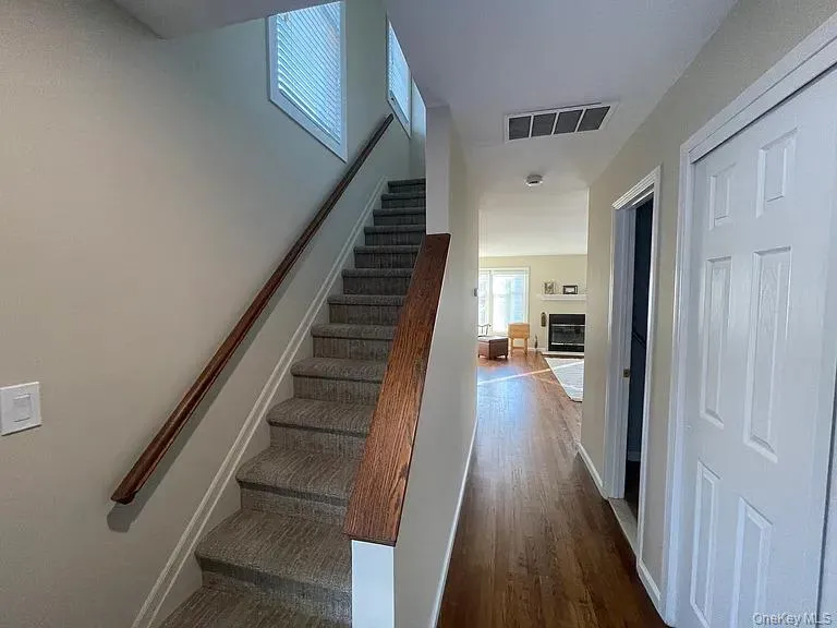 1 Sea Court Lane, Brookhaven, NY, 2 Bedrooms Bedrooms, 9 Rooms Rooms,2 BathroomsBathrooms,Residential Lease,For Rent,Sea Court,0,960702 1 Sea Court Lane, Brookhaven, NY, 2 Bedrooms Bedrooms, 9 Rooms Rooms,2 BathroomsBathrooms,Residential Lease,For Rent,Sea Court,0,960702