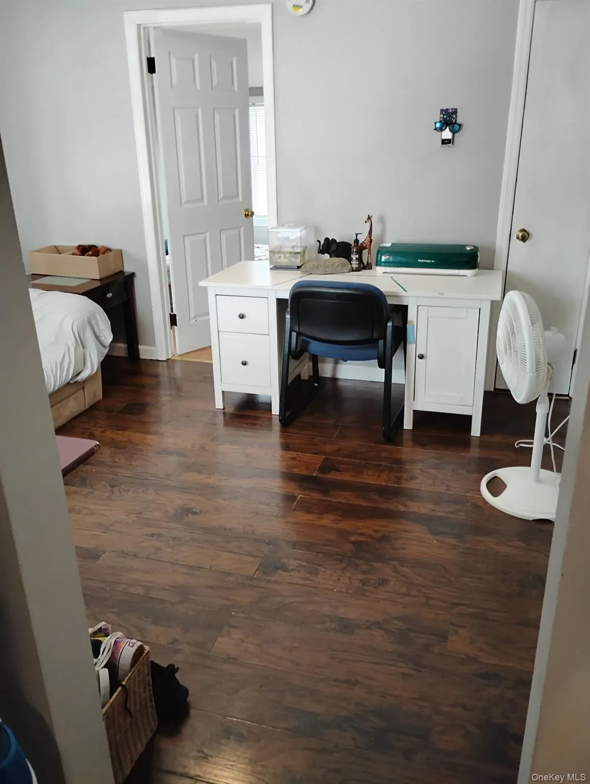 60 Bay Avenue, Brookhaven, NY, 1 Bedroom Bedrooms, 4 Rooms Rooms,1 BathroomBathrooms,Residential Lease,For Rent,Bay,0,960710 60 Bay Avenue, Brookhaven, NY, 1 Bedroom Bedrooms, 4 Rooms Rooms,1 BathroomBathrooms,Residential Lease,For Rent,Bay,0,960710