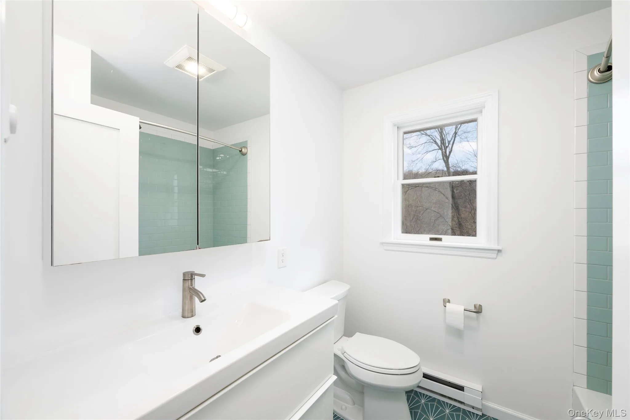 Second floor full bath Second floor full bath
