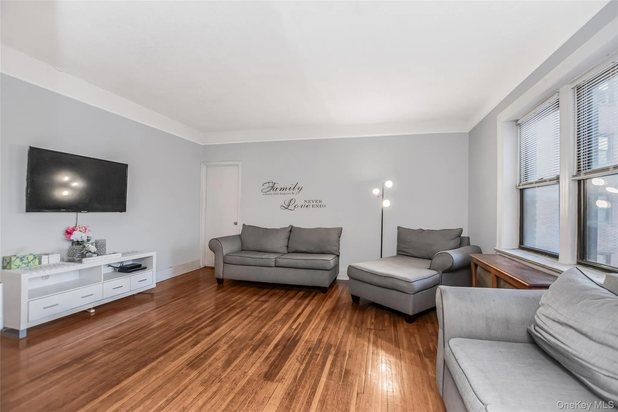 590 E Third Street, Mount Vernon, NY, 1 Bedroom Bedrooms, 3 Rooms Rooms,1 BathroomBathrooms,Residential Sale,For Rent,E Third,0,960773 590 E Third Street, Mount Vernon, NY, 1 Bedroom Bedrooms, 3 Rooms Rooms,1 BathroomBathrooms,Residential Sale,For Rent,E Third,0,960773
