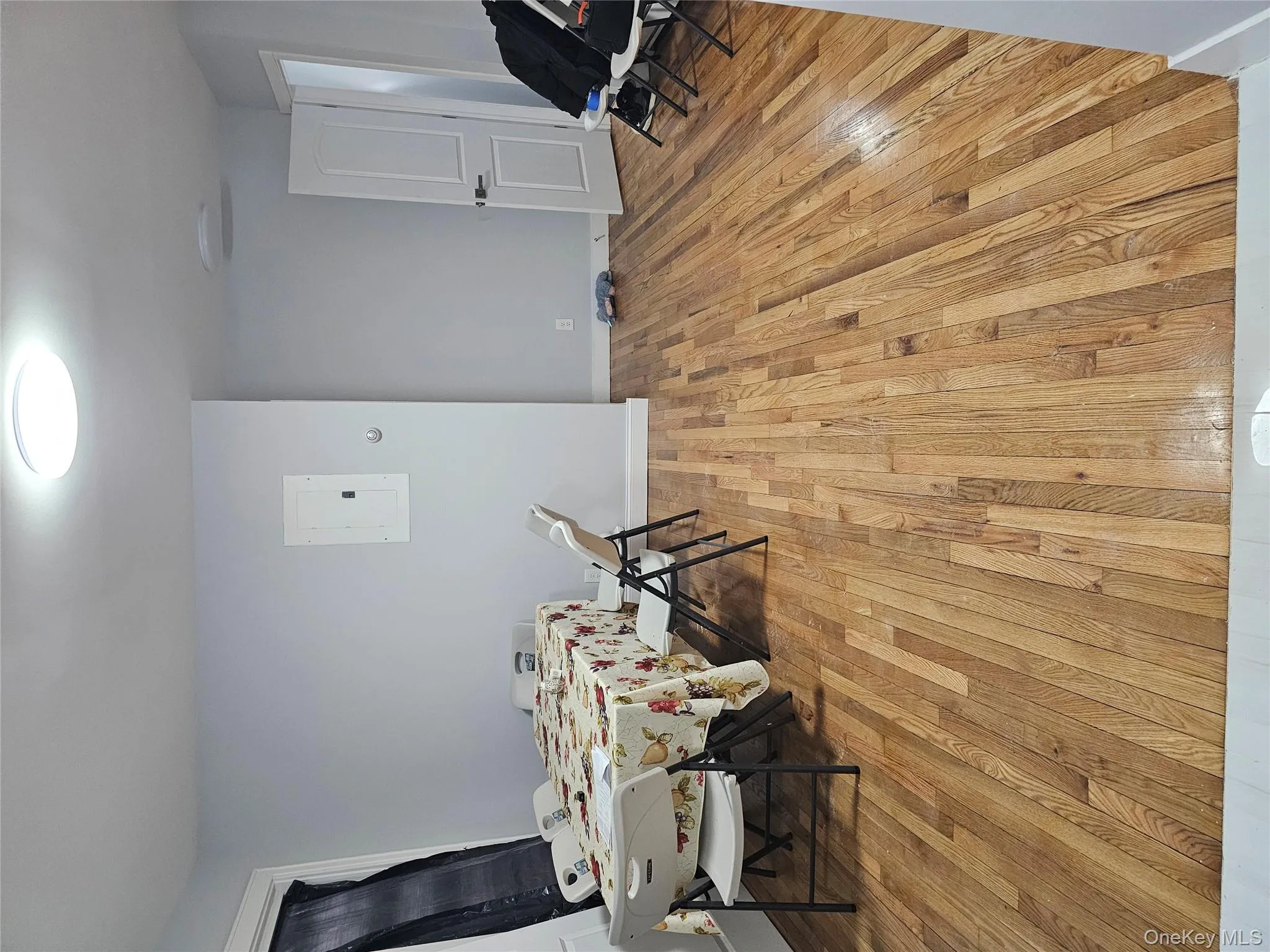 78-32 87th Avenue, New York, NY, 3 Bedrooms Bedrooms, 7 Rooms Rooms,2 BathroomsBathrooms,Residential Lease,For Rent,87th,0,960823 78-32 87th Avenue, New York, NY, 3 Bedrooms Bedrooms, 7 Rooms Rooms,2 BathroomsBathrooms,Residential Lease,For Rent,87th,0,960823