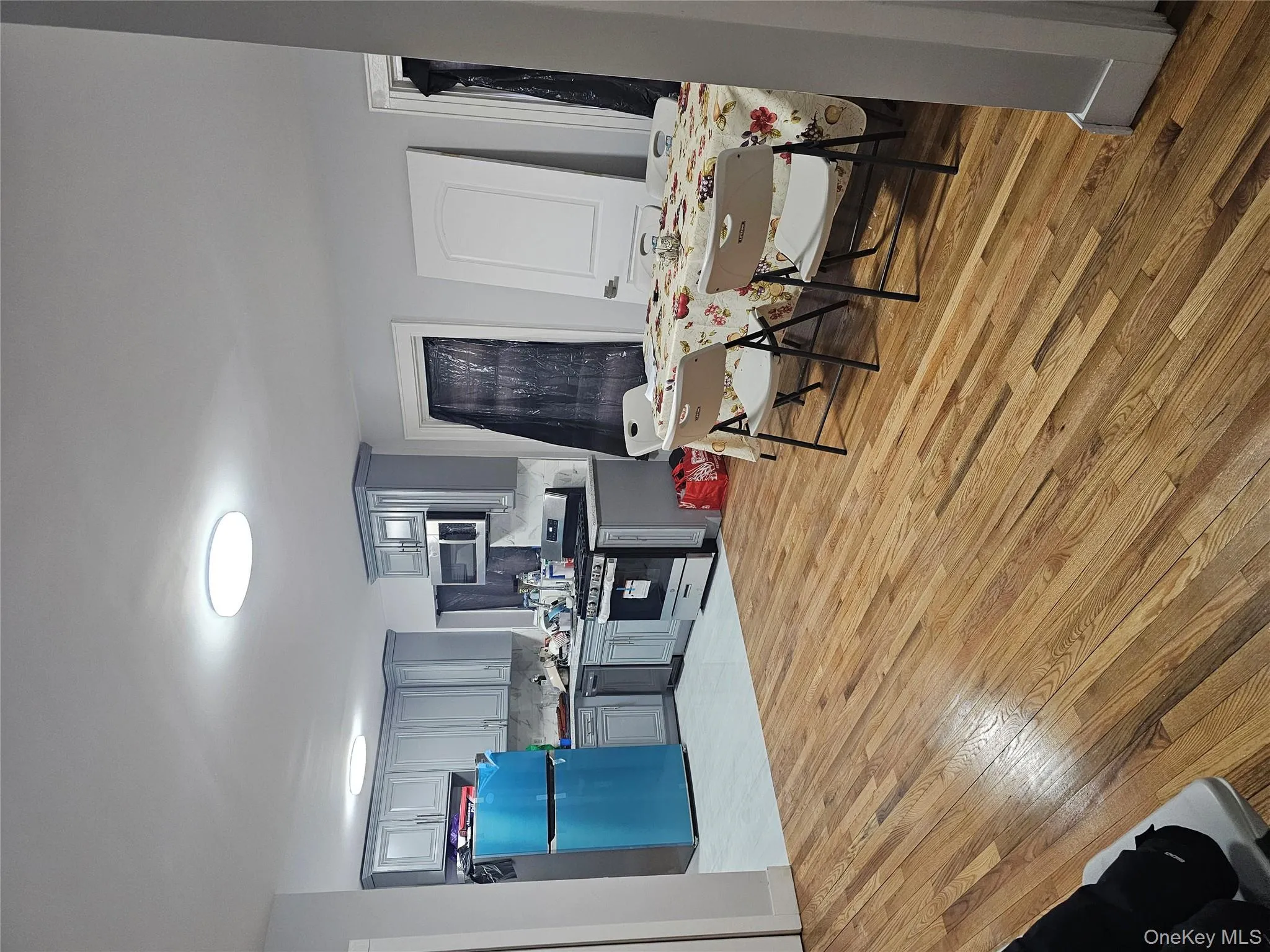 78-32 87th Avenue, New York, NY, 3 Bedrooms Bedrooms, 7 Rooms Rooms,2 BathroomsBathrooms,Residential Lease,For Rent,87th,0,960823 78-32 87th Avenue, New York, NY, 3 Bedrooms Bedrooms, 7 Rooms Rooms,2 BathroomsBathrooms,Residential Lease,For Rent,87th,0,960823