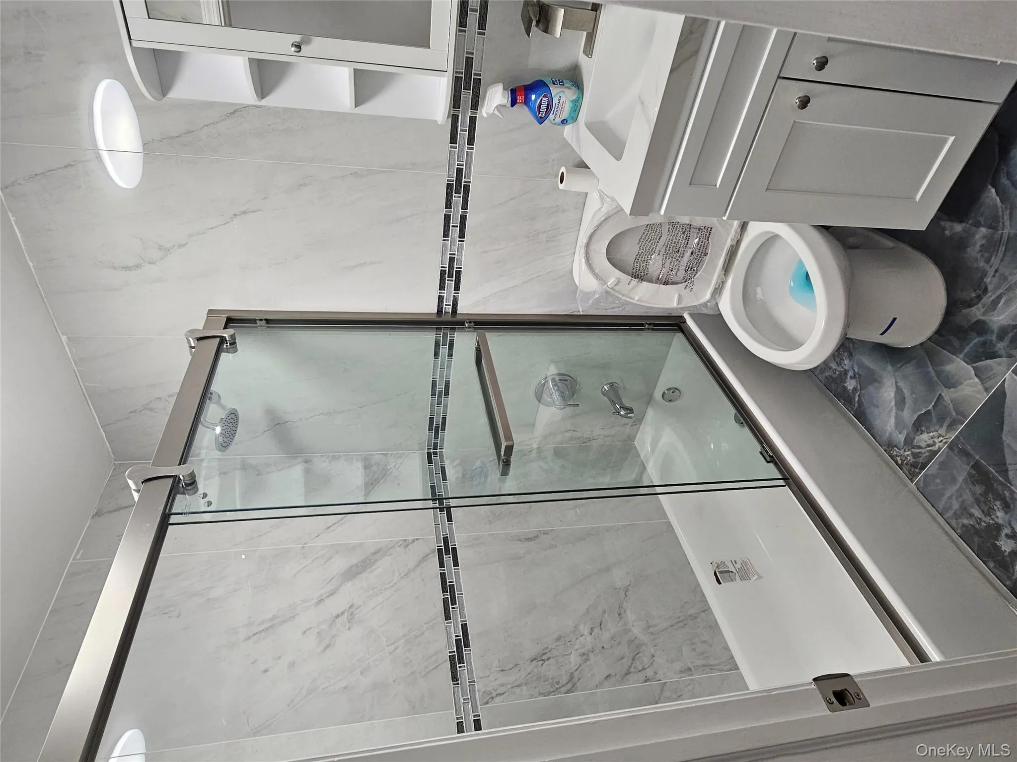 78-32 87th Avenue, New York, NY, 3 Bedrooms Bedrooms, 7 Rooms Rooms,2 BathroomsBathrooms,Residential Lease,For Rent,87th,0,960823 78-32 87th Avenue, New York, NY, 3 Bedrooms Bedrooms, 7 Rooms Rooms,2 BathroomsBathrooms,Residential Lease,For Rent,87th,0,960823