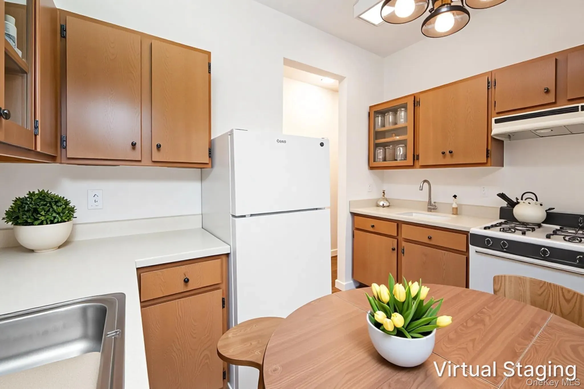 Virtually staged Kitchen Virtually staged Kitchen