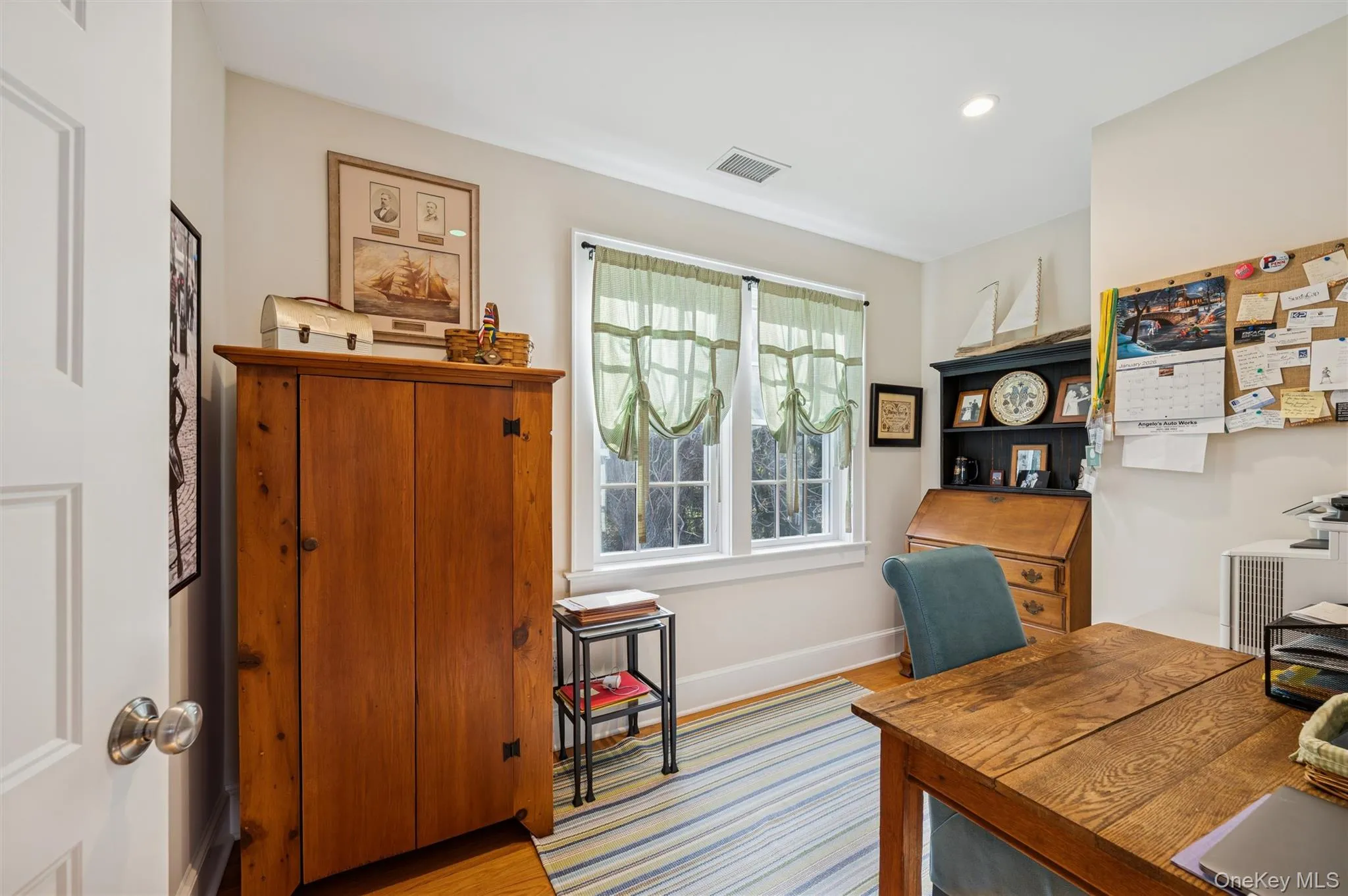 50 Lamb Avenue, Southampton, NY, 3 Bedrooms Bedrooms, 7 Rooms Rooms,2 BathroomsBathrooms,Residential Lease,For Rent,Lamb,0,960841 50 Lamb Avenue, Southampton, NY, 3 Bedrooms Bedrooms, 7 Rooms Rooms,2 BathroomsBathrooms,Residential Lease,For Rent,Lamb,0,960841
