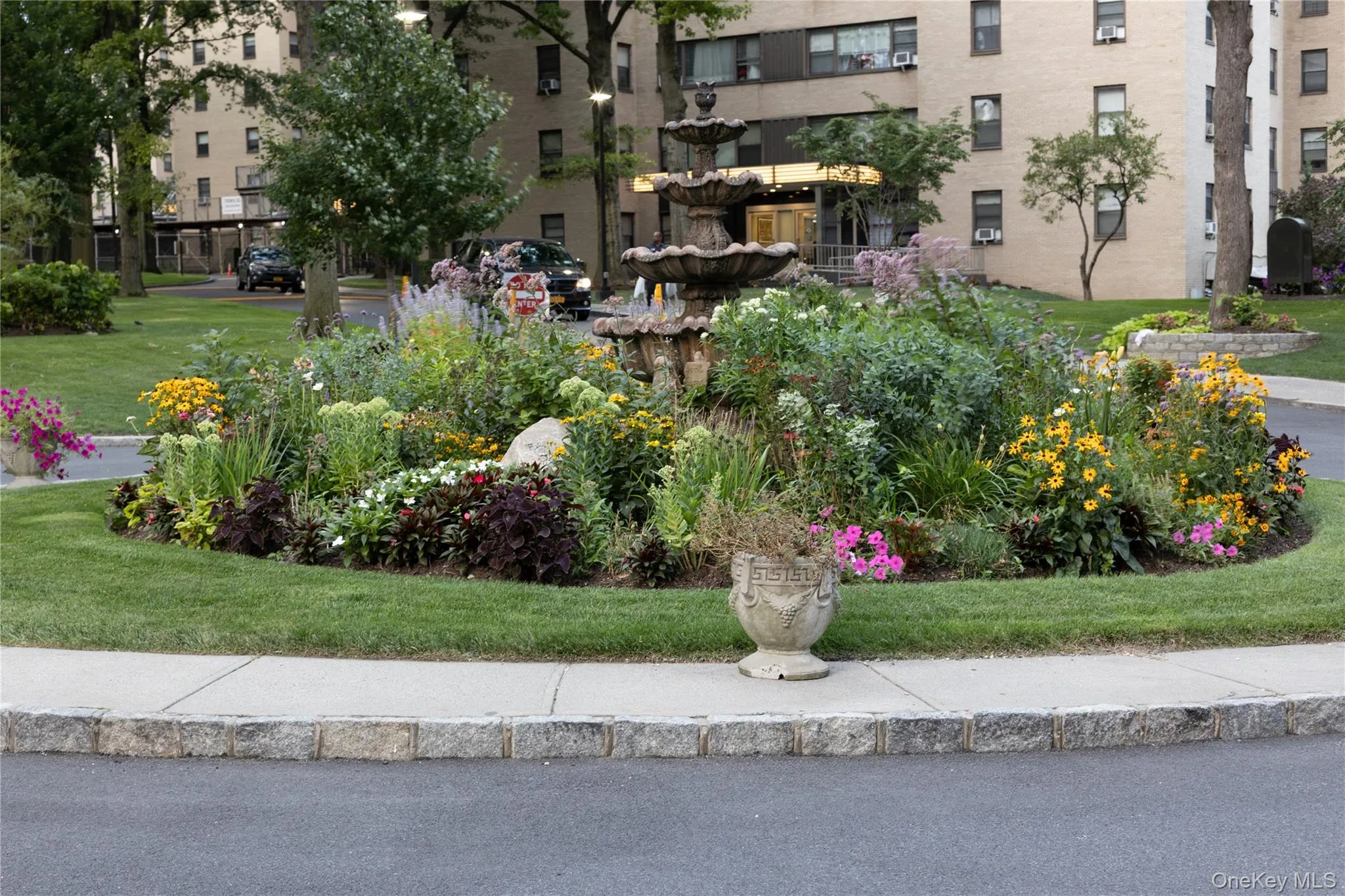 2 Fordham Hill Oval, New York, NY, 1 Bedroom Bedrooms, 4 Rooms Rooms,1 BathroomBathrooms,Residential,For Rent,Fordham Hill,0,960846 2 Fordham Hill Oval, New York, NY, 1 Bedroom Bedrooms, 4 Rooms Rooms,1 BathroomBathrooms,Residential,For Rent,Fordham Hill,0,960846