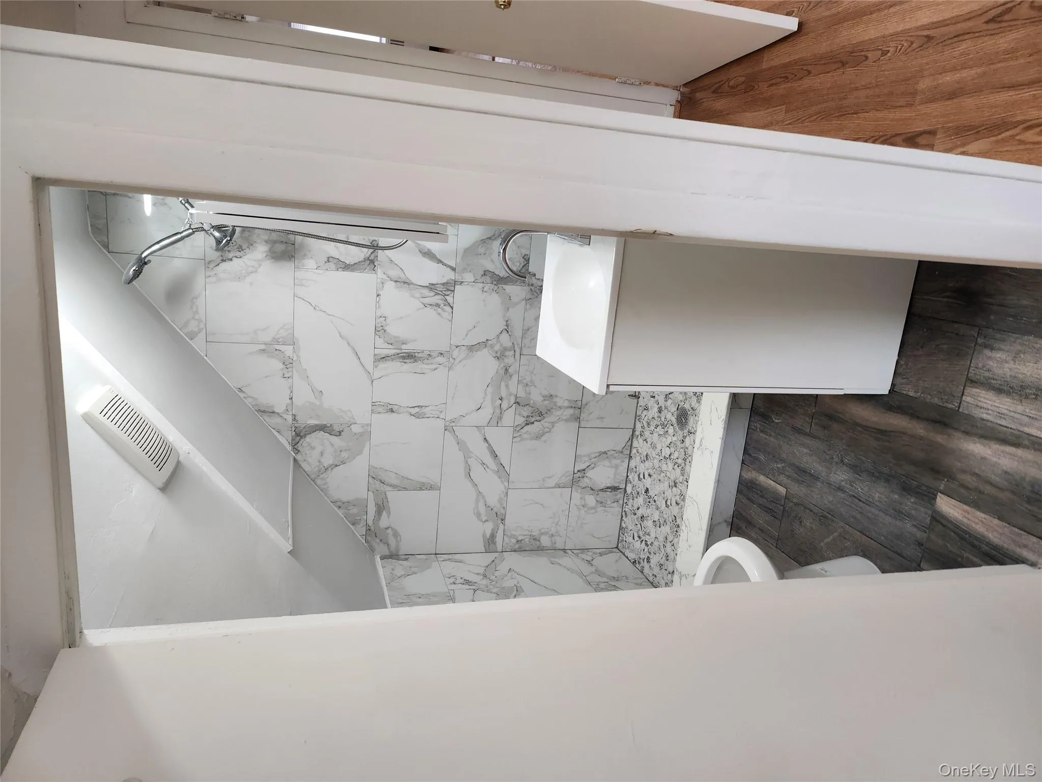 806 Oliver Avenue, North Hempstead, NY, 1 Bedroom Bedrooms, 3 Rooms Rooms,1 BathroomBathrooms,Residential Lease,For Rent,Oliver,0,960860 806 Oliver Avenue, North Hempstead, NY, 1 Bedroom Bedrooms, 3 Rooms Rooms,1 BathroomBathrooms,Residential Lease,For Rent,Oliver,0,960860