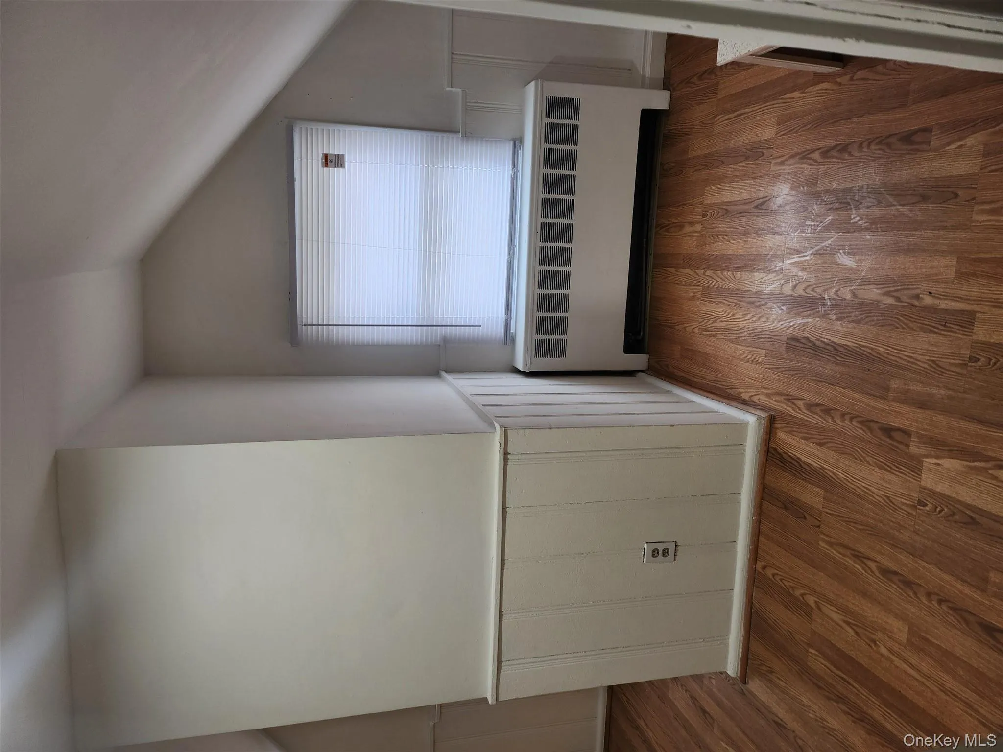 806 Oliver Avenue, North Hempstead, NY, 1 Bedroom Bedrooms, 3 Rooms Rooms,1 BathroomBathrooms,Residential Lease,For Rent,Oliver,0,960860 806 Oliver Avenue, North Hempstead, NY, 1 Bedroom Bedrooms, 3 Rooms Rooms,1 BathroomBathrooms,Residential Lease,For Rent,Oliver,0,960860