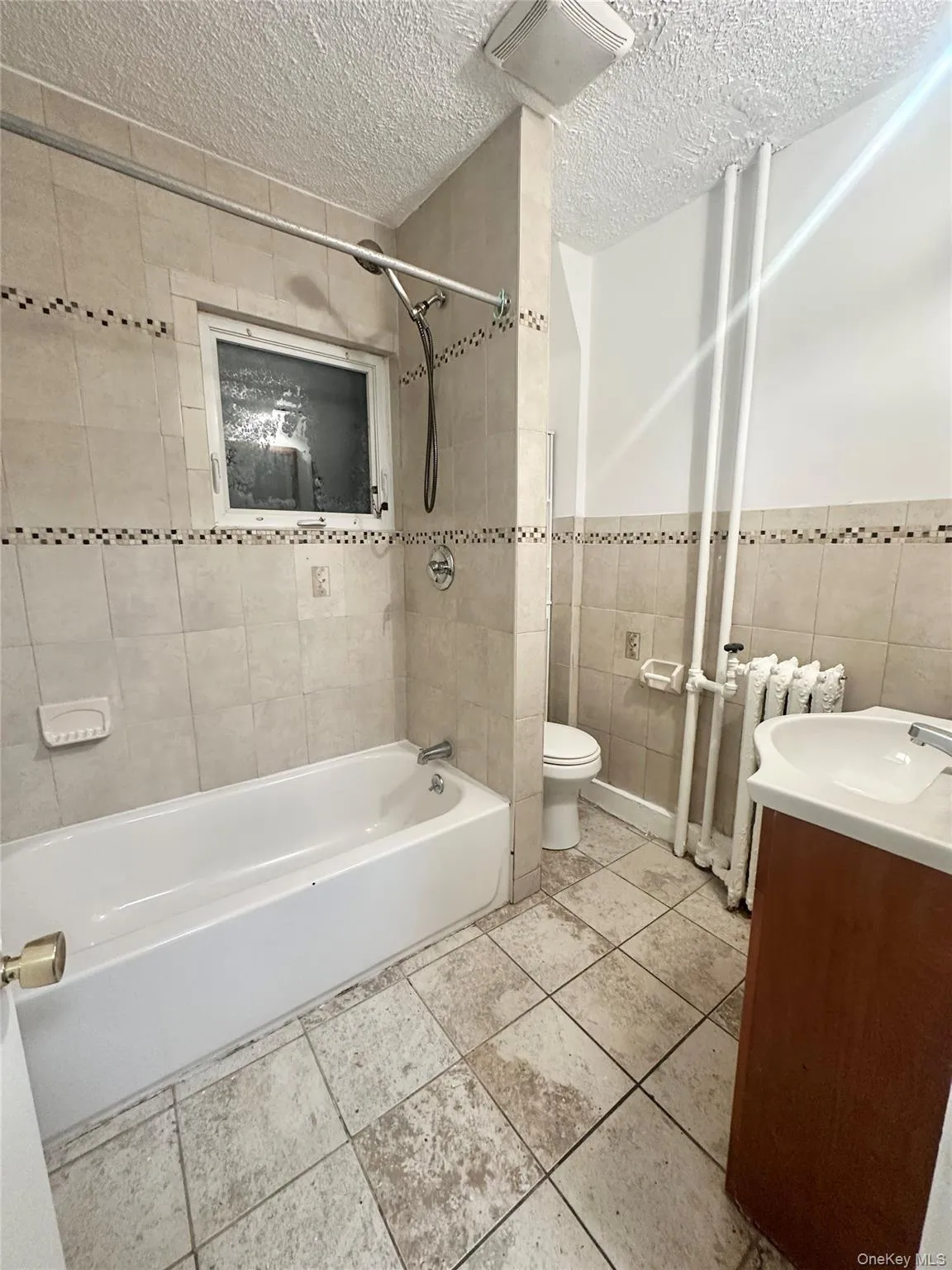525 5th Street, Mount Vernon, NY, 3 Bedrooms Bedrooms, 5 Rooms Rooms,1 BathroomBathrooms,Residential Lease,For Rent,5th,0,960880 525 5th Street, Mount Vernon, NY, 3 Bedrooms Bedrooms, 5 Rooms Rooms,1 BathroomBathrooms,Residential Lease,For Rent,5th,0,960880