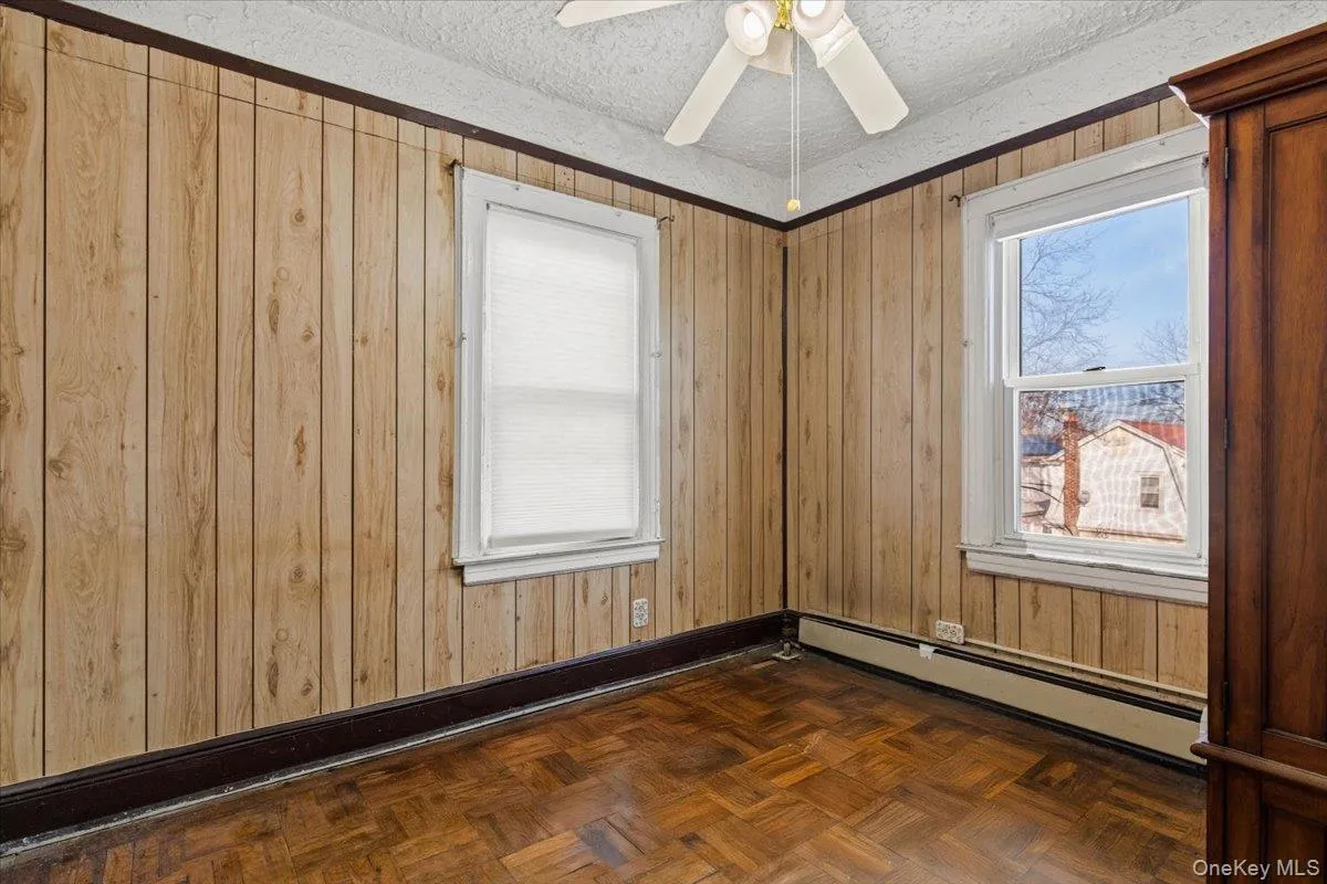 4220 Boyd Avenue, New York, NY, 3 Bedrooms Bedrooms, 5 Rooms Rooms,2 BathroomsBathrooms,Residential Sale,For Rent,Boyd,0,960886 4220 Boyd Avenue, New York, NY, 3 Bedrooms Bedrooms, 5 Rooms Rooms,2 BathroomsBathrooms,Residential Sale,For Rent,Boyd,0,960886
